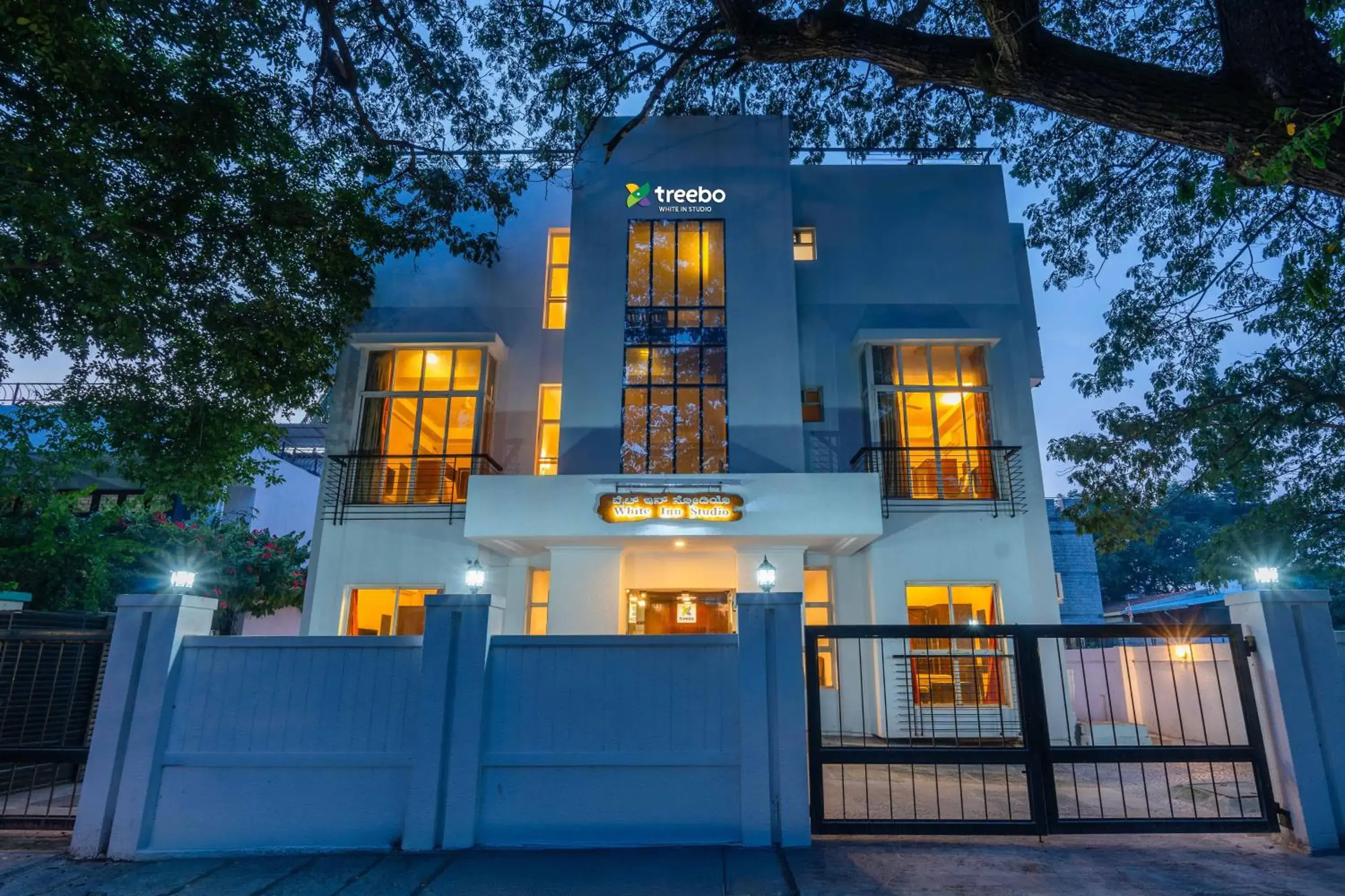 Property building in Treebo Ivory White Inn Property building in Treebo Ivory White Inn