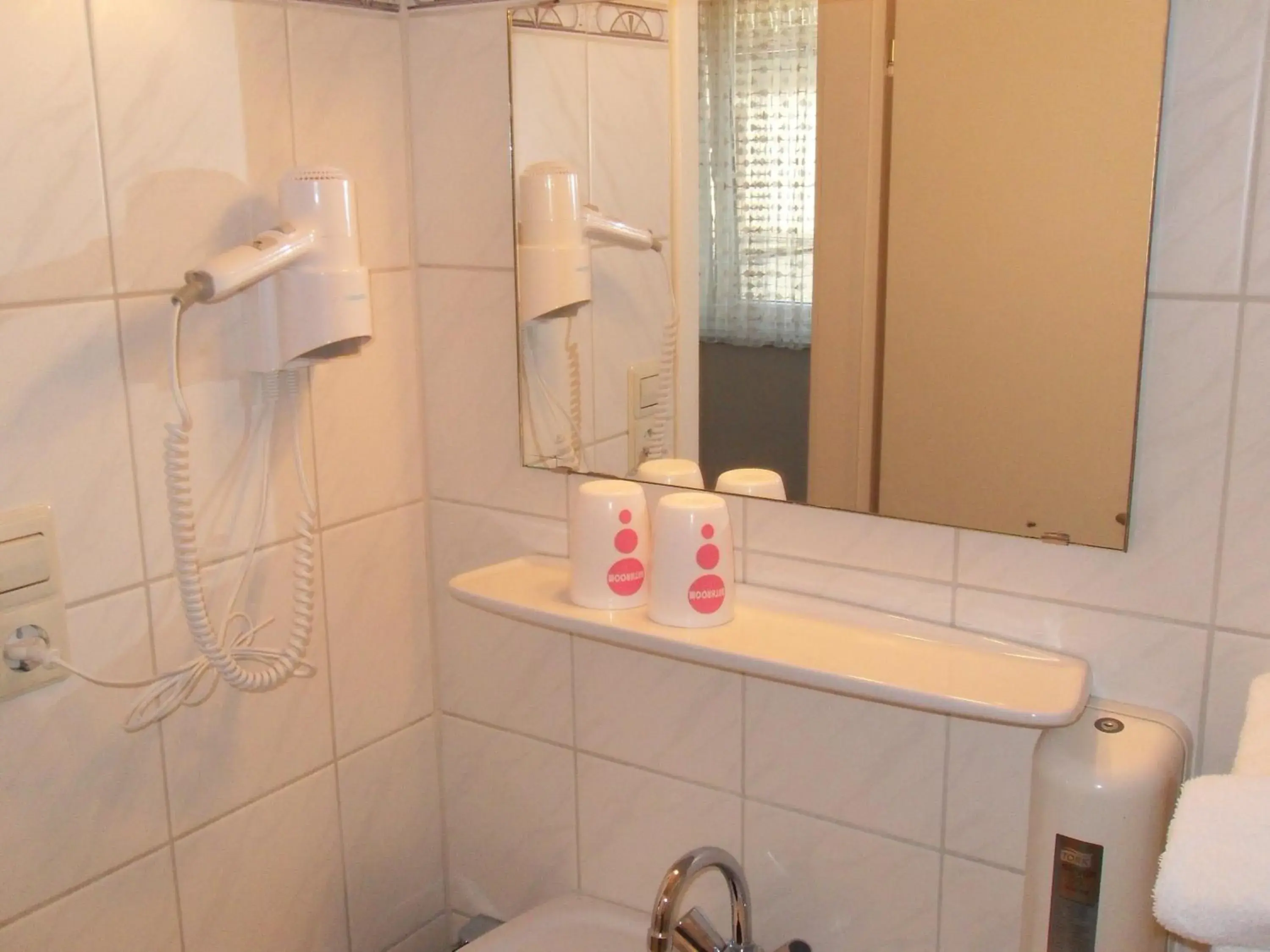 Standard Double Room in Hotel Wacker Standard Double Room in Hotel Wacker