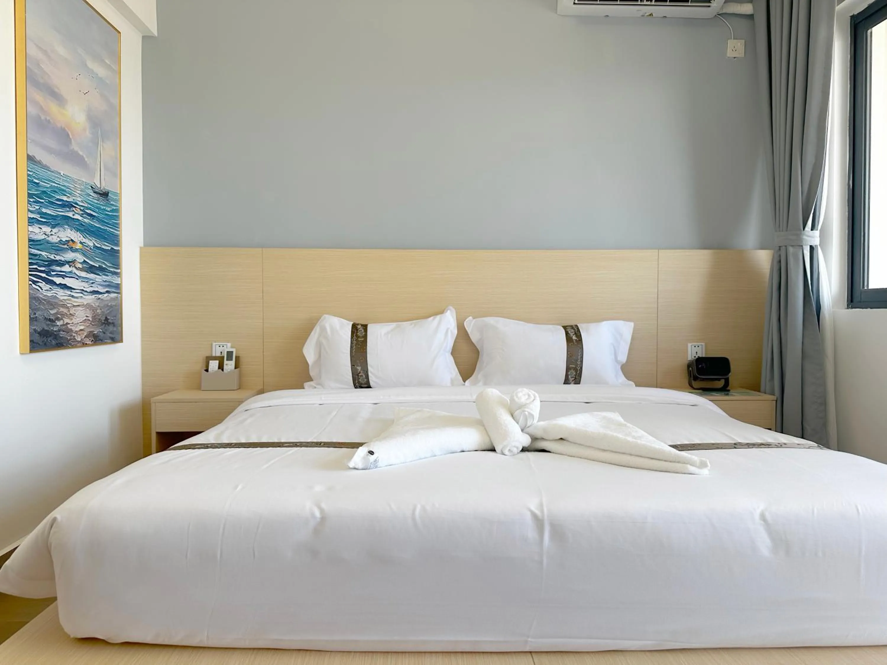 Bedroom, Bed in X One Hotel