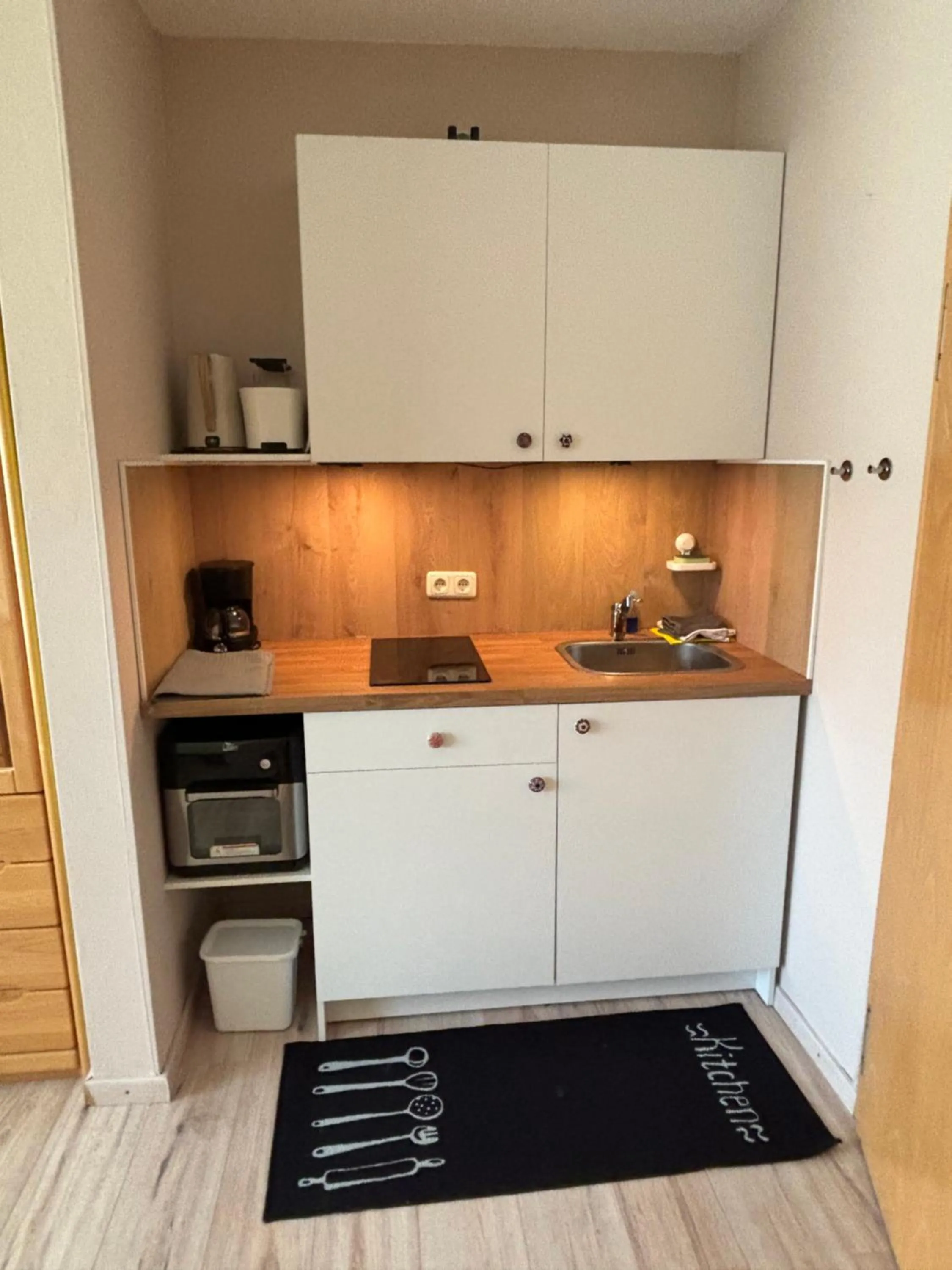 Kitchen or kitchenette in Gästehaus Steker