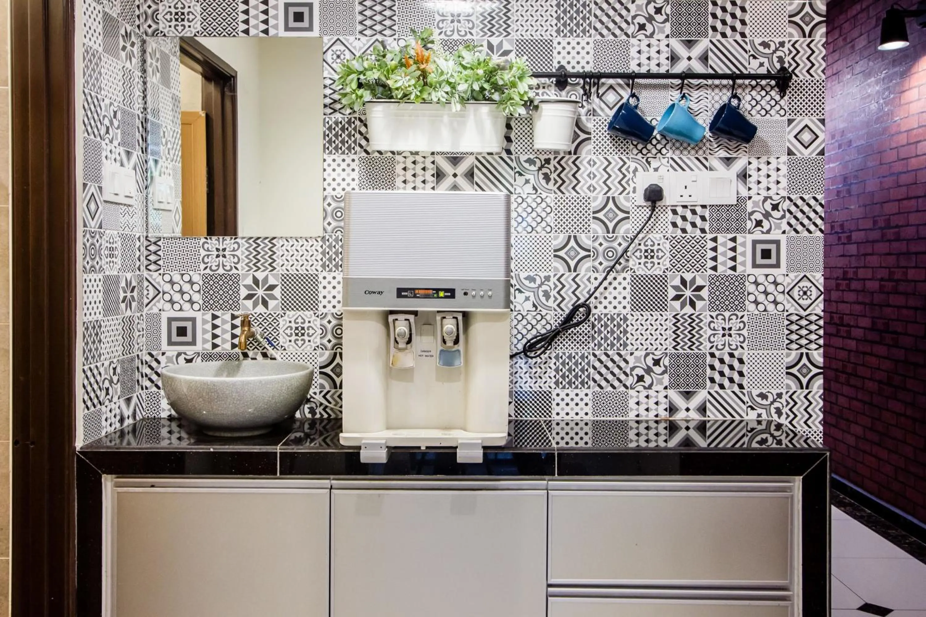 Kitchen or kitchenette in Surprised Homestay by uBook