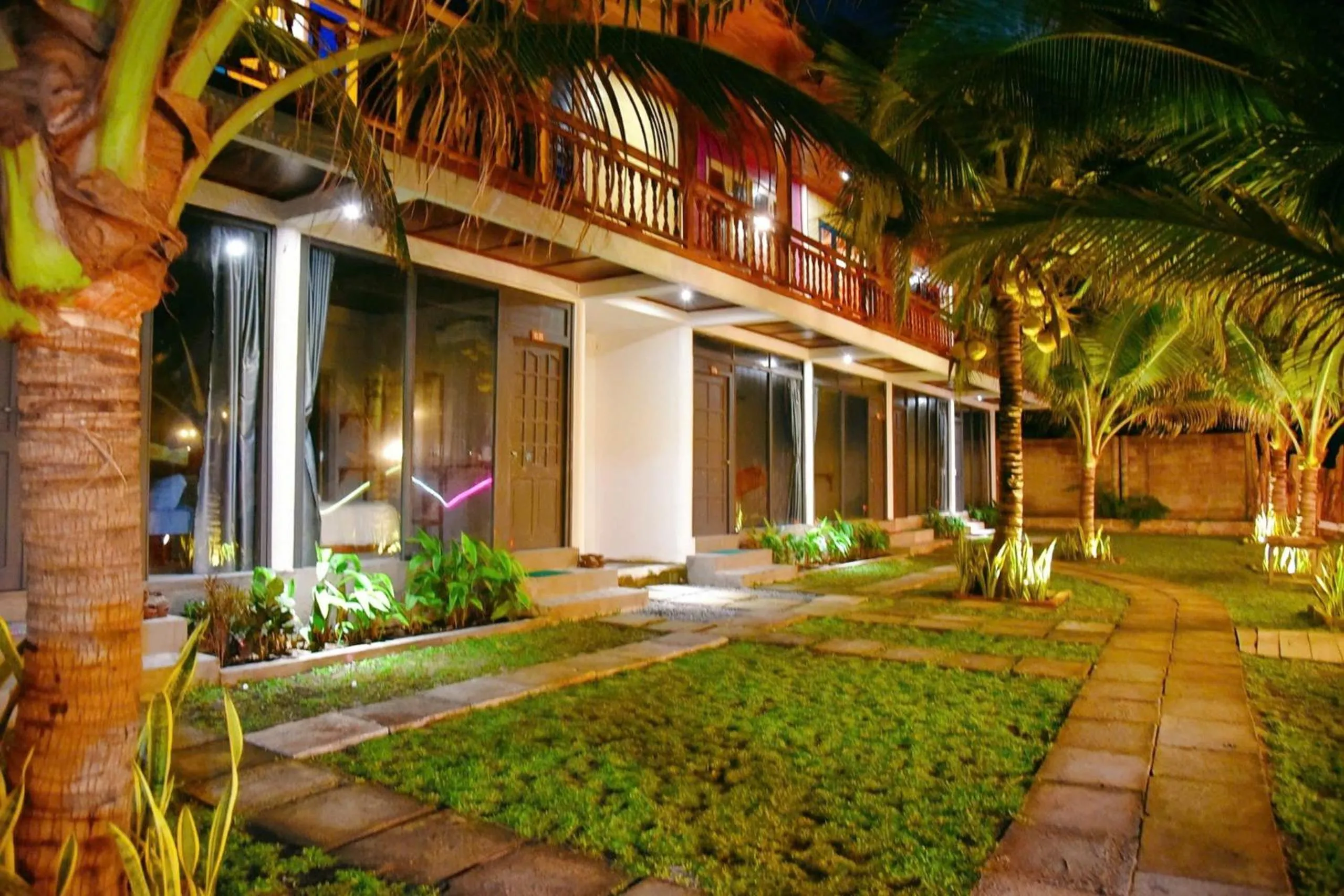 Waikiki Lagi Beach homestay & restaurant
