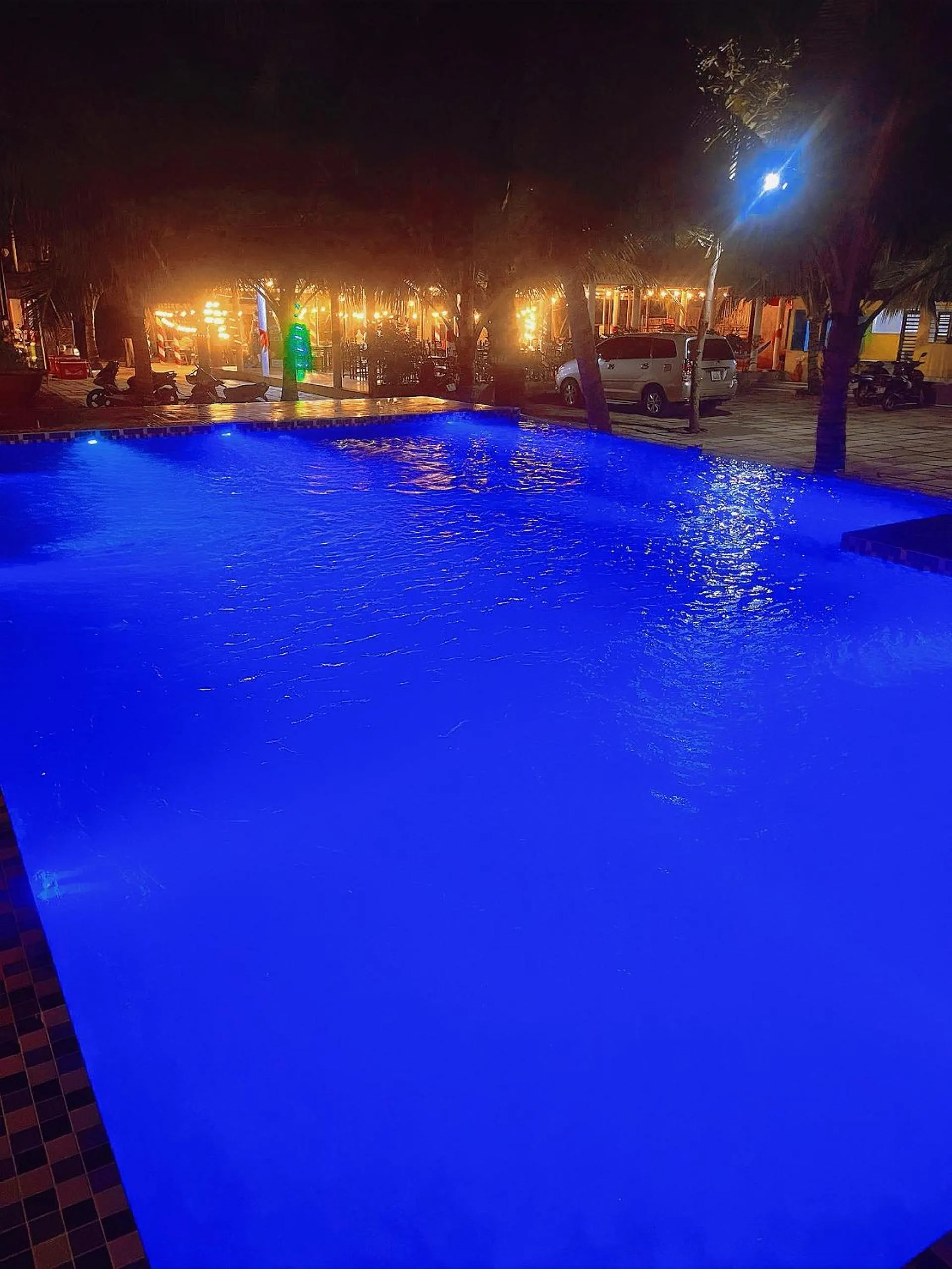 Waikiki Lagi Beach homestay & restaurant