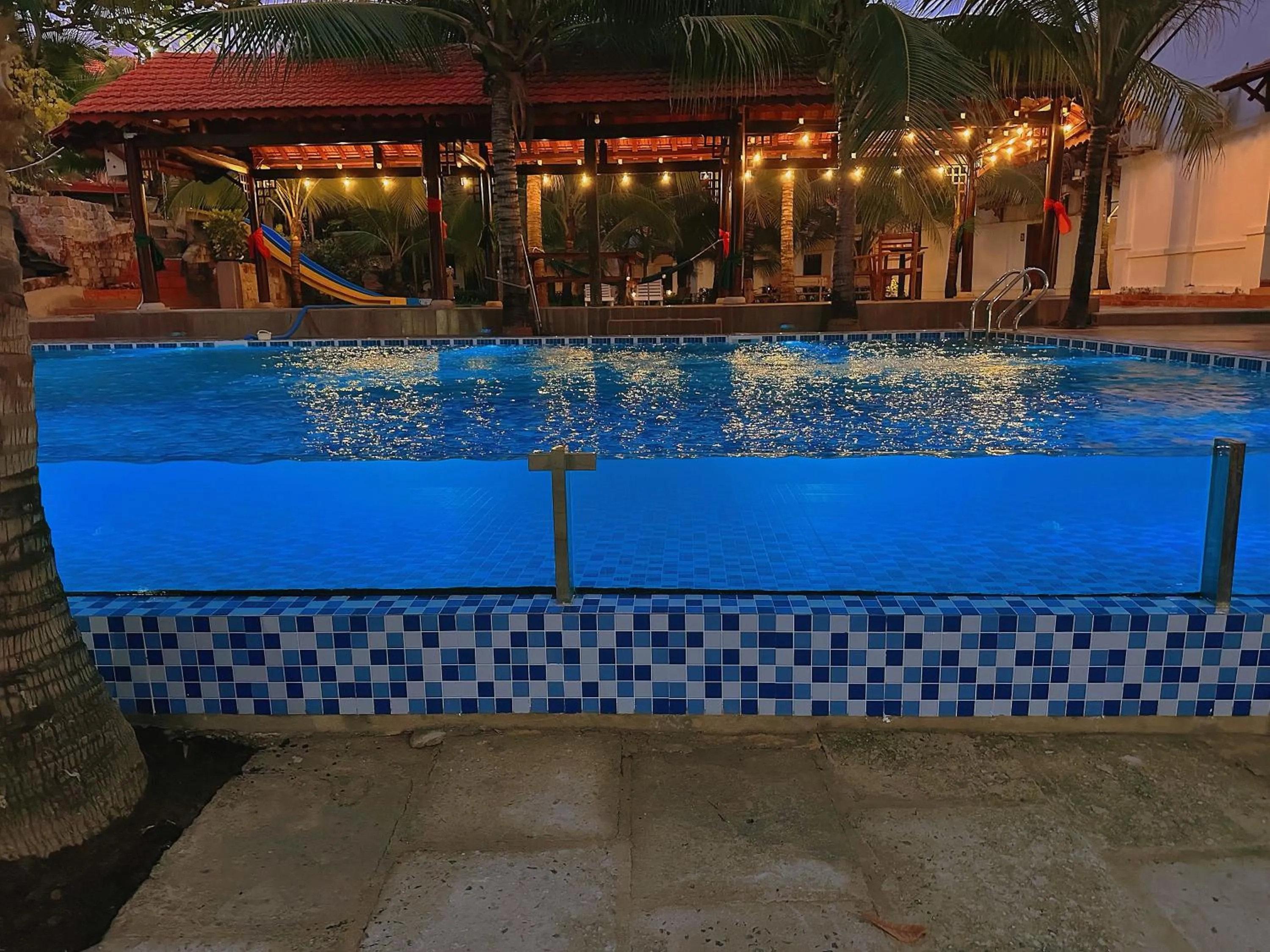 Waikiki Lagi Beach homestay & restaurant