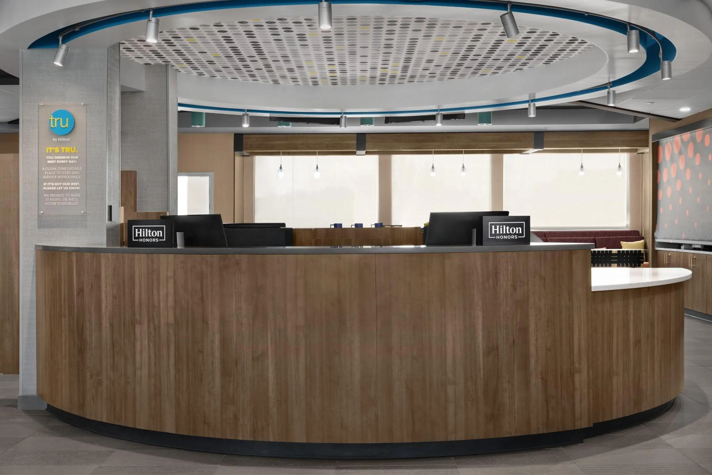Lobby or reception in Tru By Hilton Stockbridge