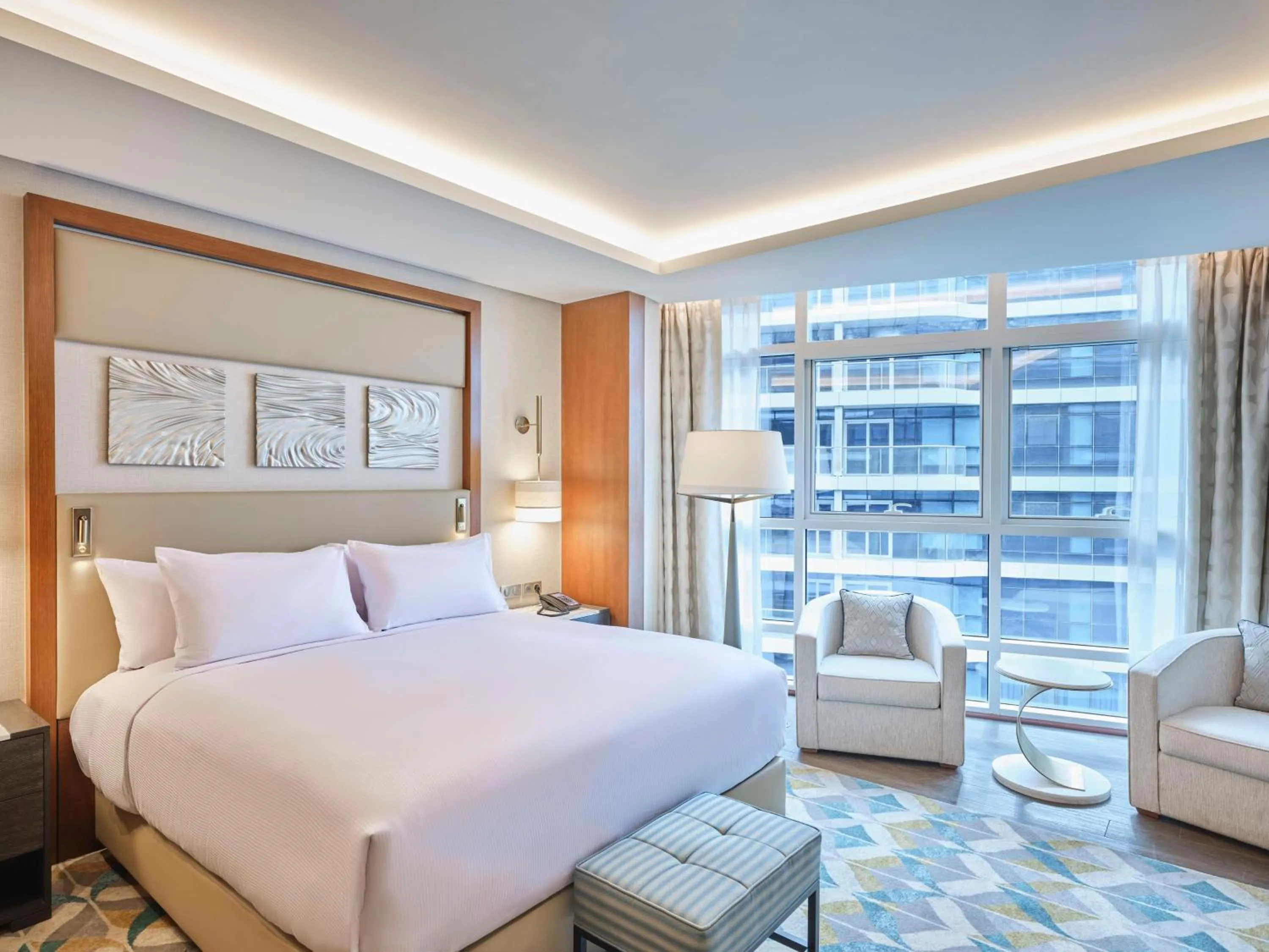 Bed in Hilton Cairo Nile Maadi