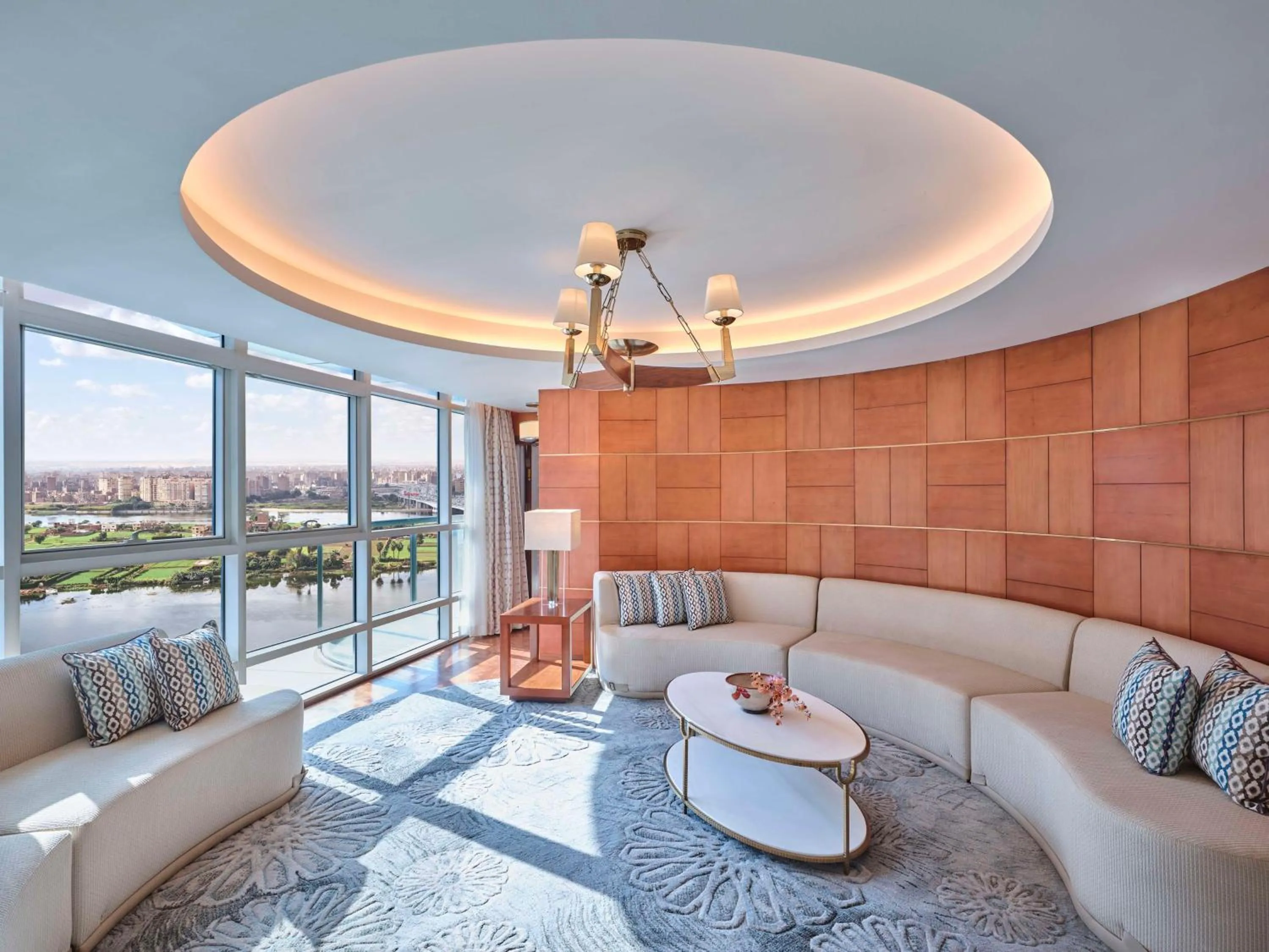 Living room in Hilton Cairo Nile Maadi