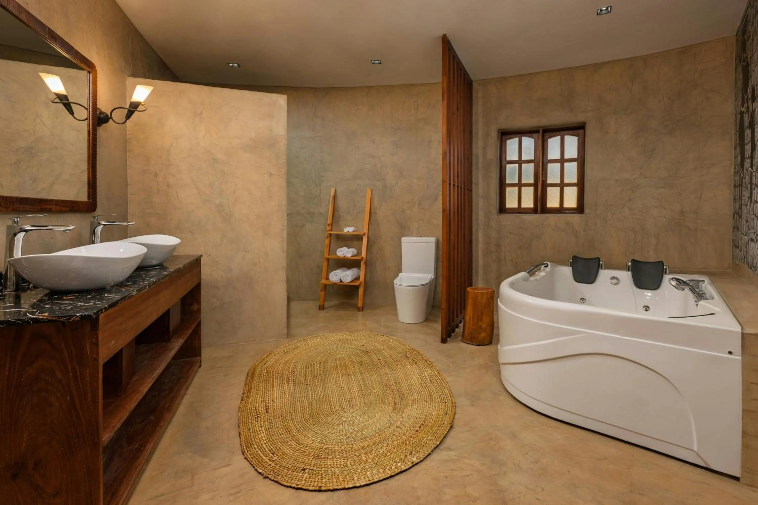 Bathroom in Turaco Ngorongoro Valley, a Tribute Portfolio Lodge