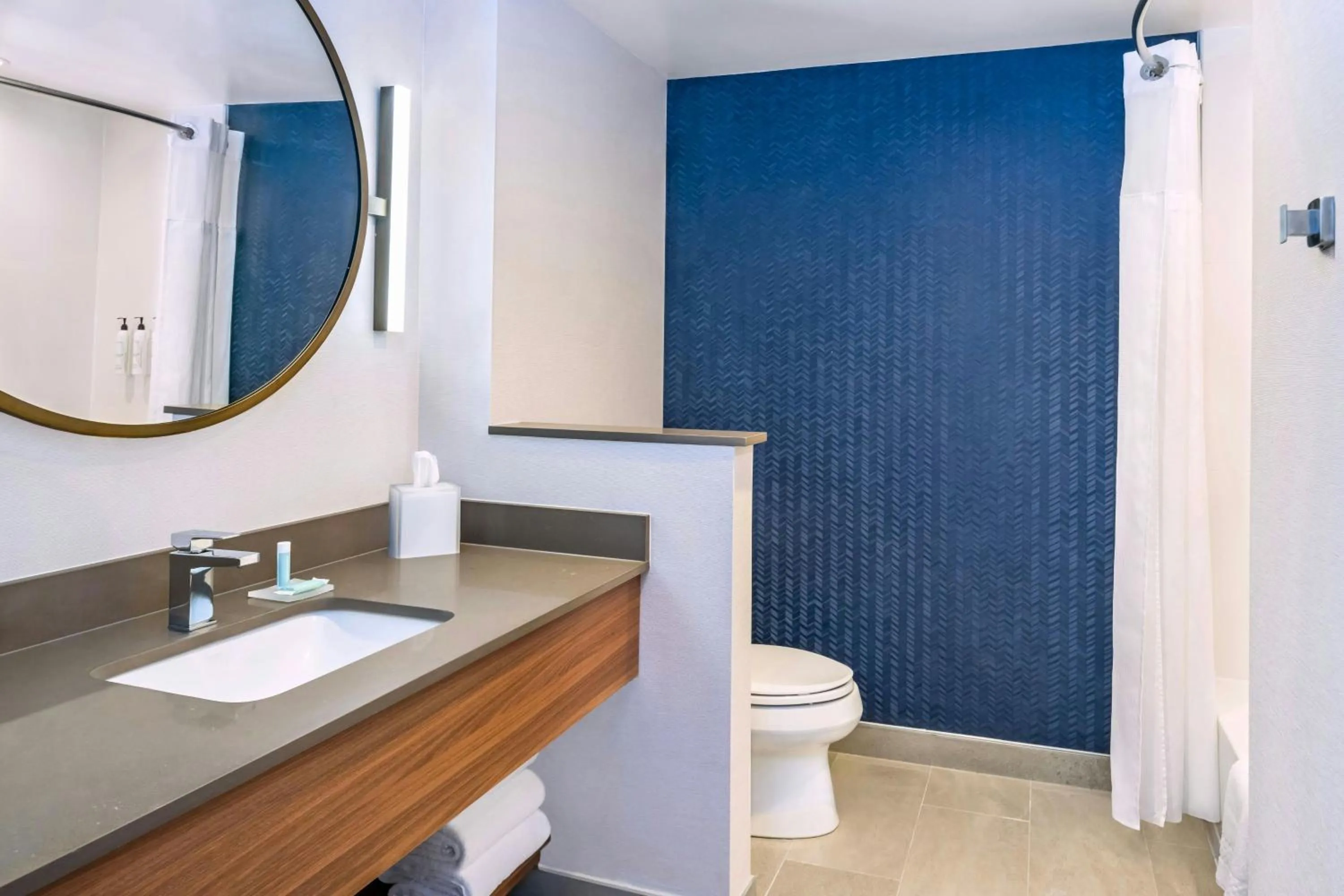 Bathroom in Fairfield by Marriott Inn & Suites Gravenhurst Muskoka