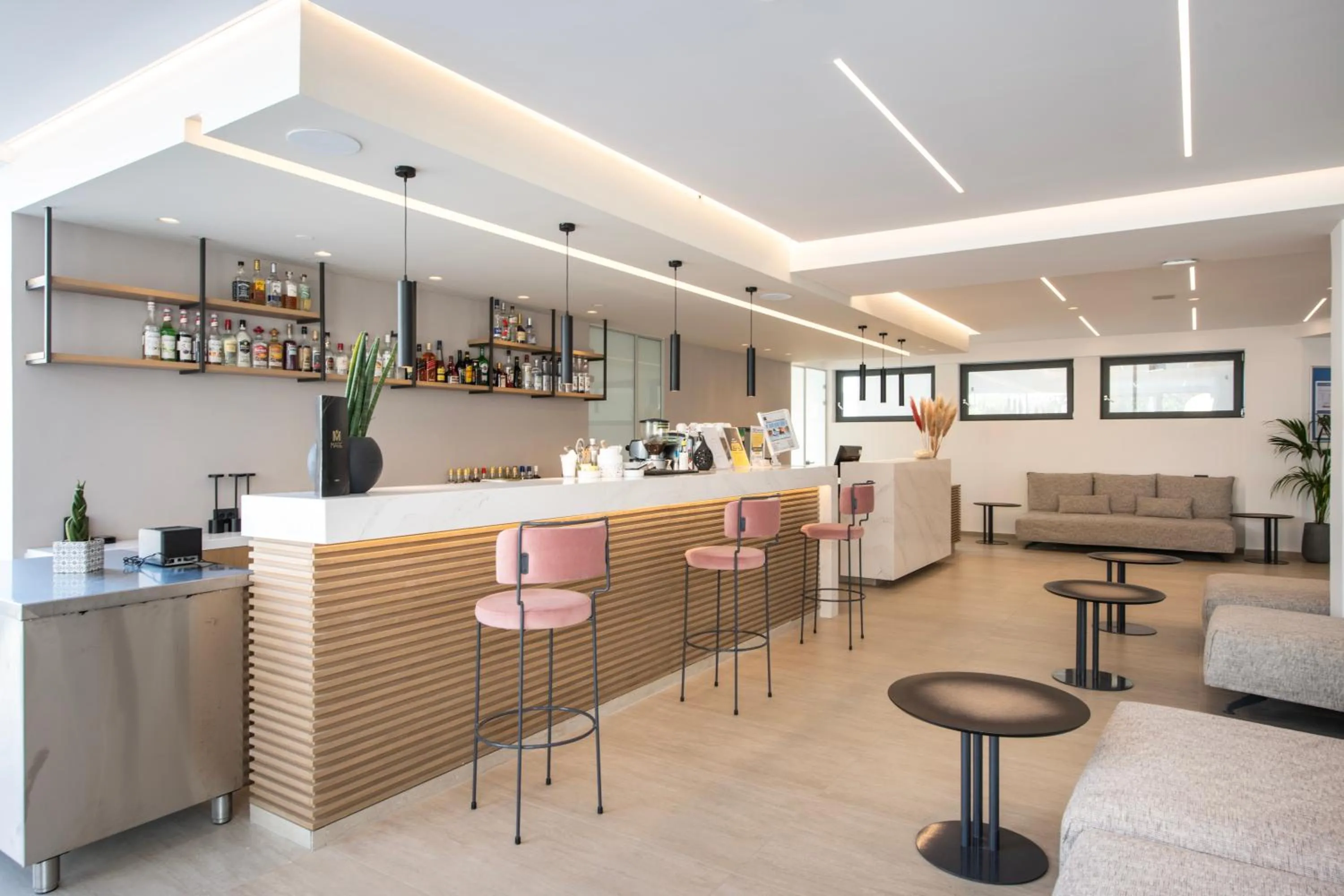 Lounge or bar in Mare Village Hotel