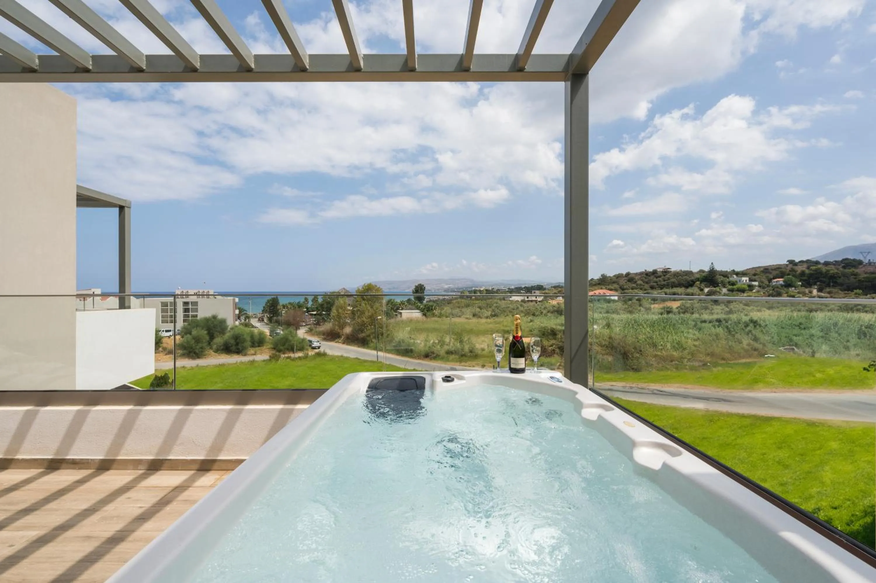 Hot Tub in Mare Village Hotel