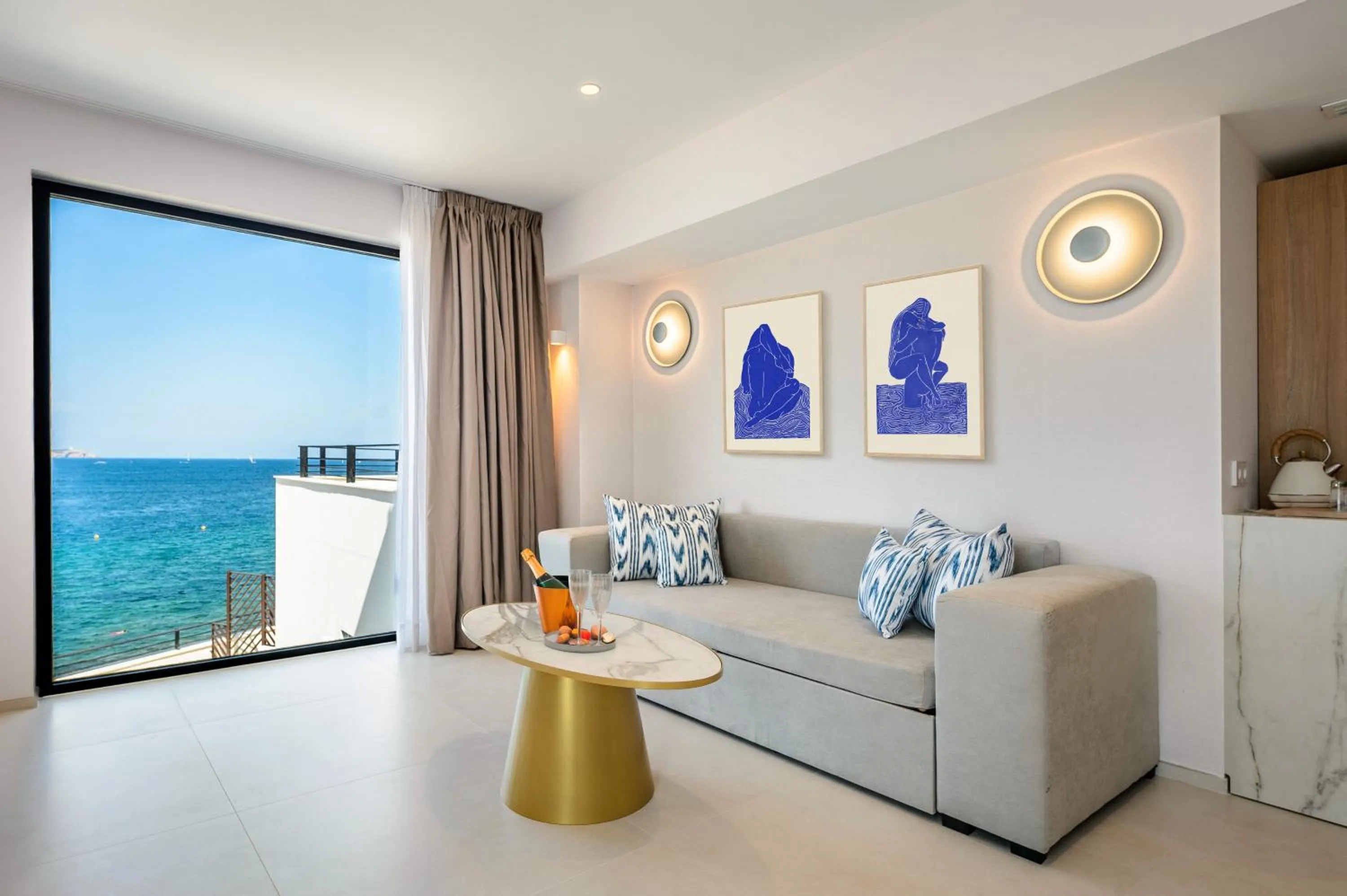 Seating area in Hotel Vibra Yamm Sunset -New Opening 2025