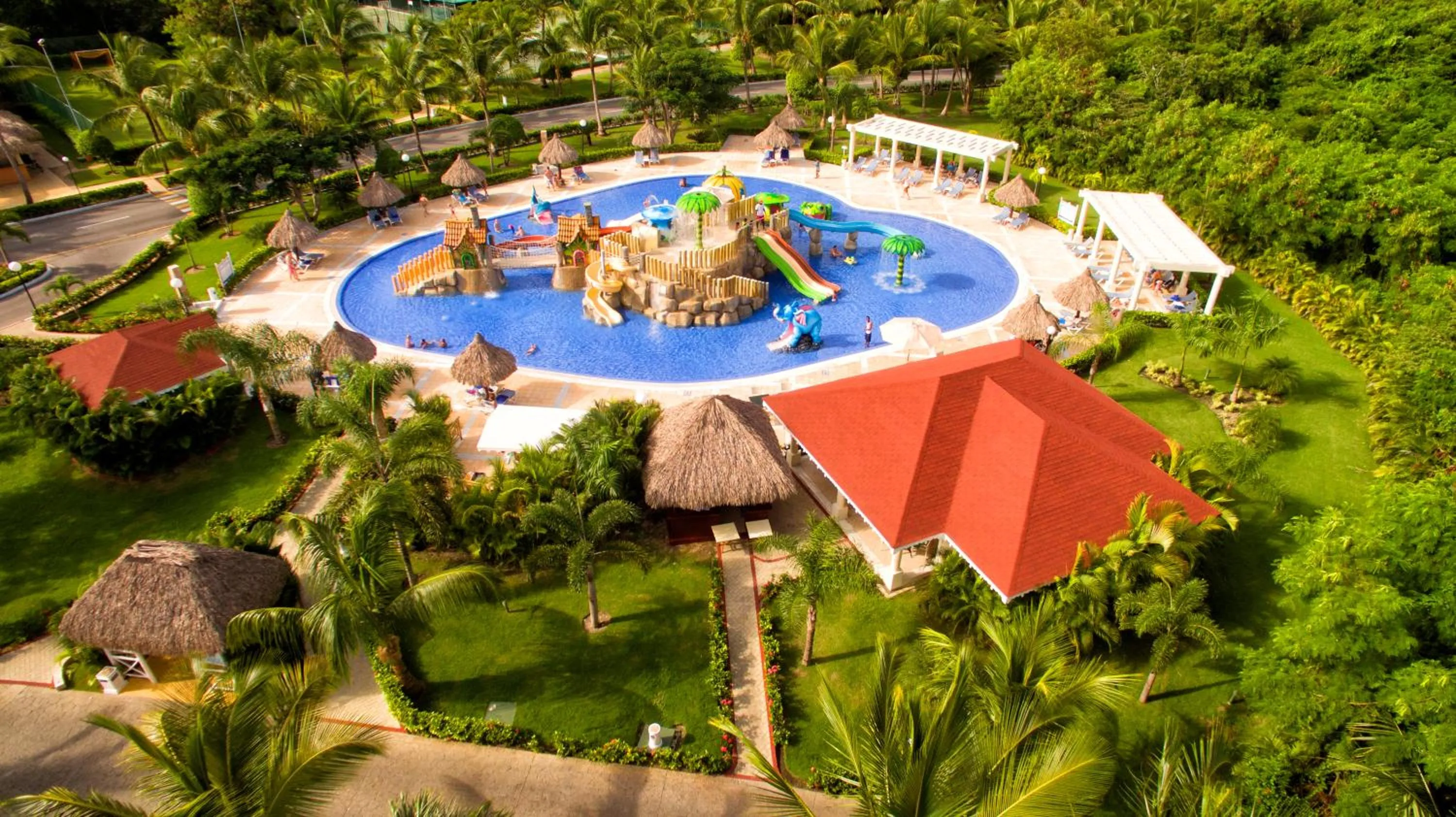 Property building in Bahia Principe Grand Turquesa - All Inclusive