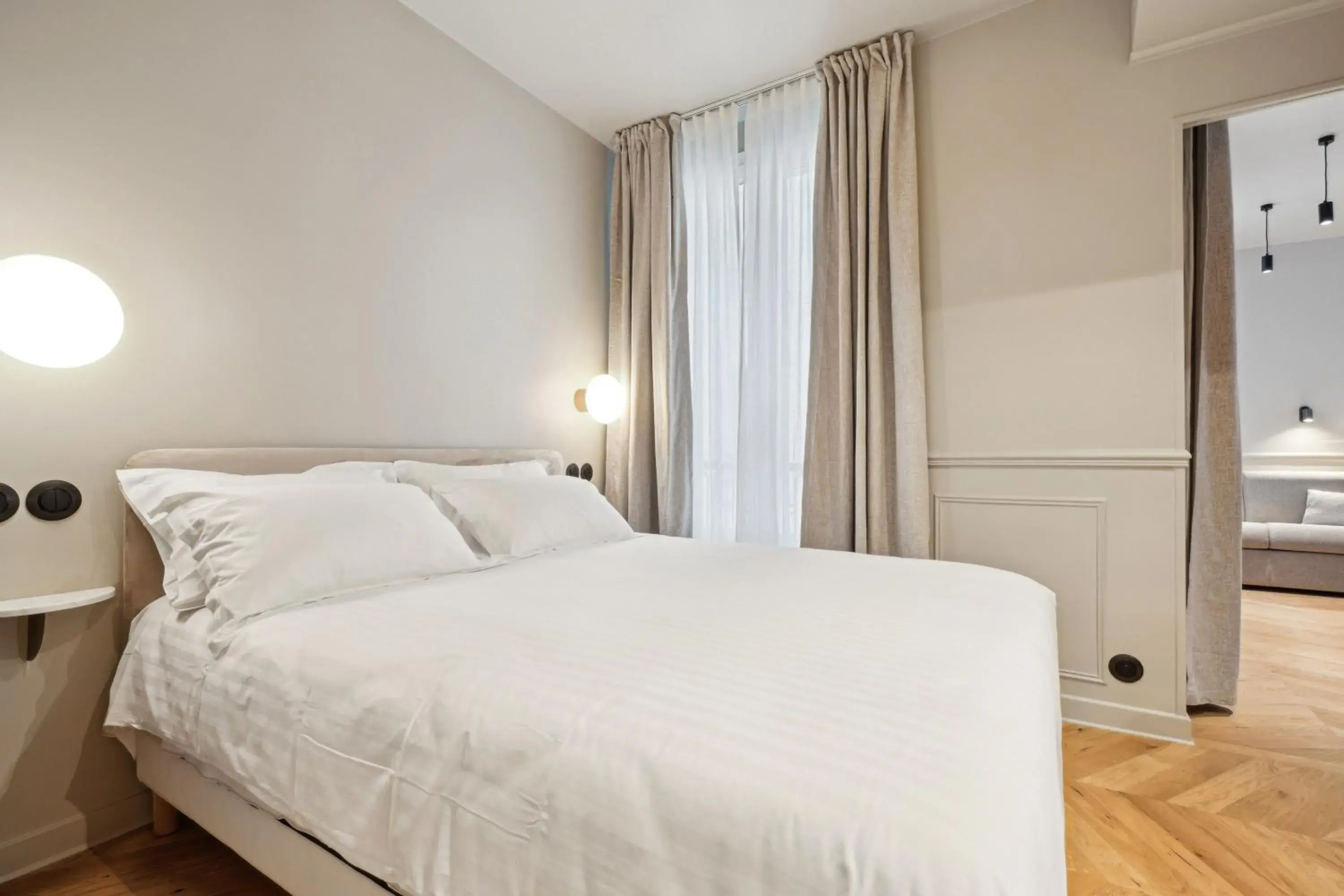 Photo of the whole room, Bed in Hôtel Clémence Photo of the whole room, Bed in Hôtel Clémence