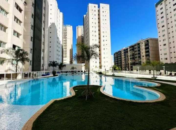 Moderno em Shopping 4Q - Vista Panorâmica