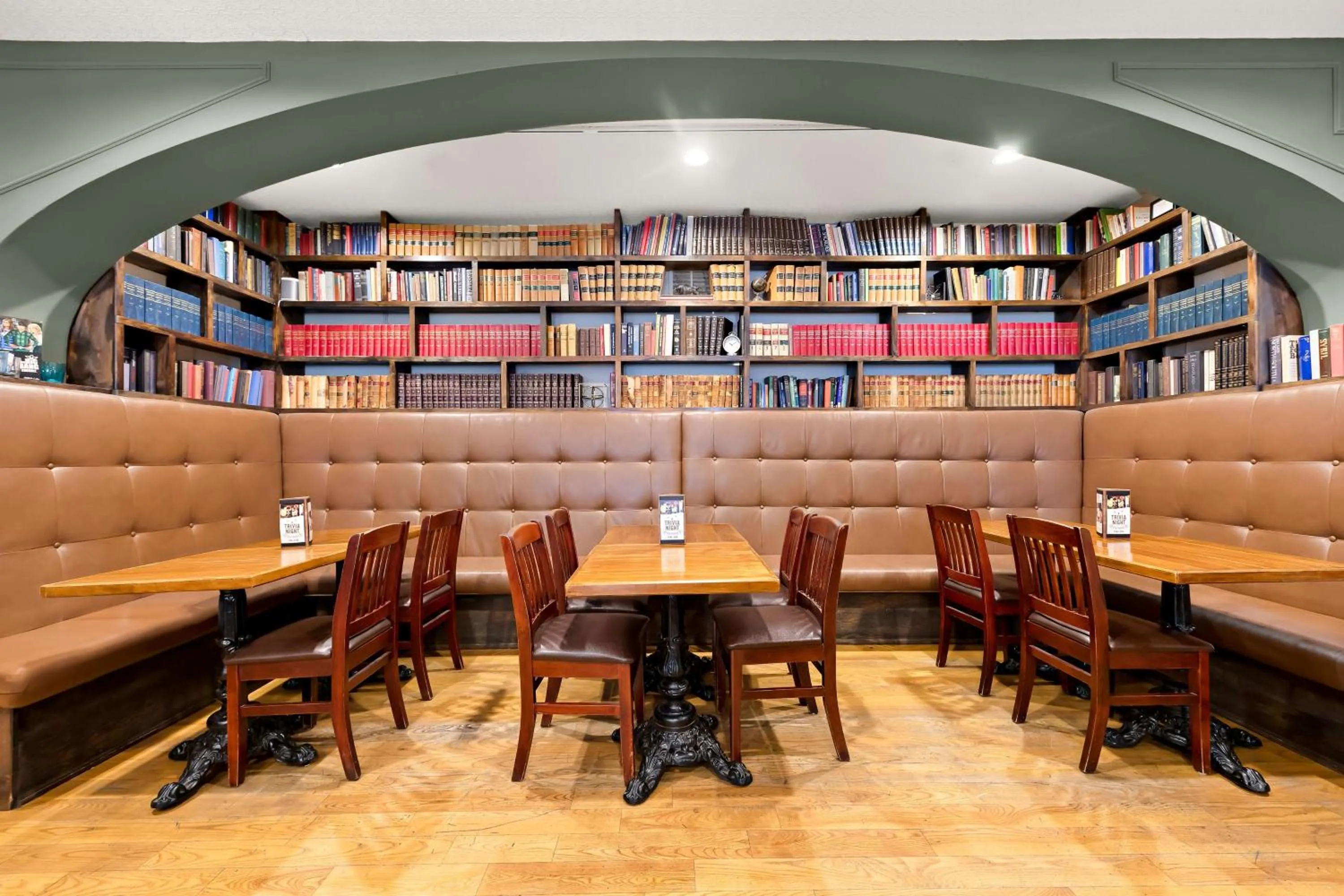 Restaurant/places to eat in The Arlington Hotel - BW Signature Collection