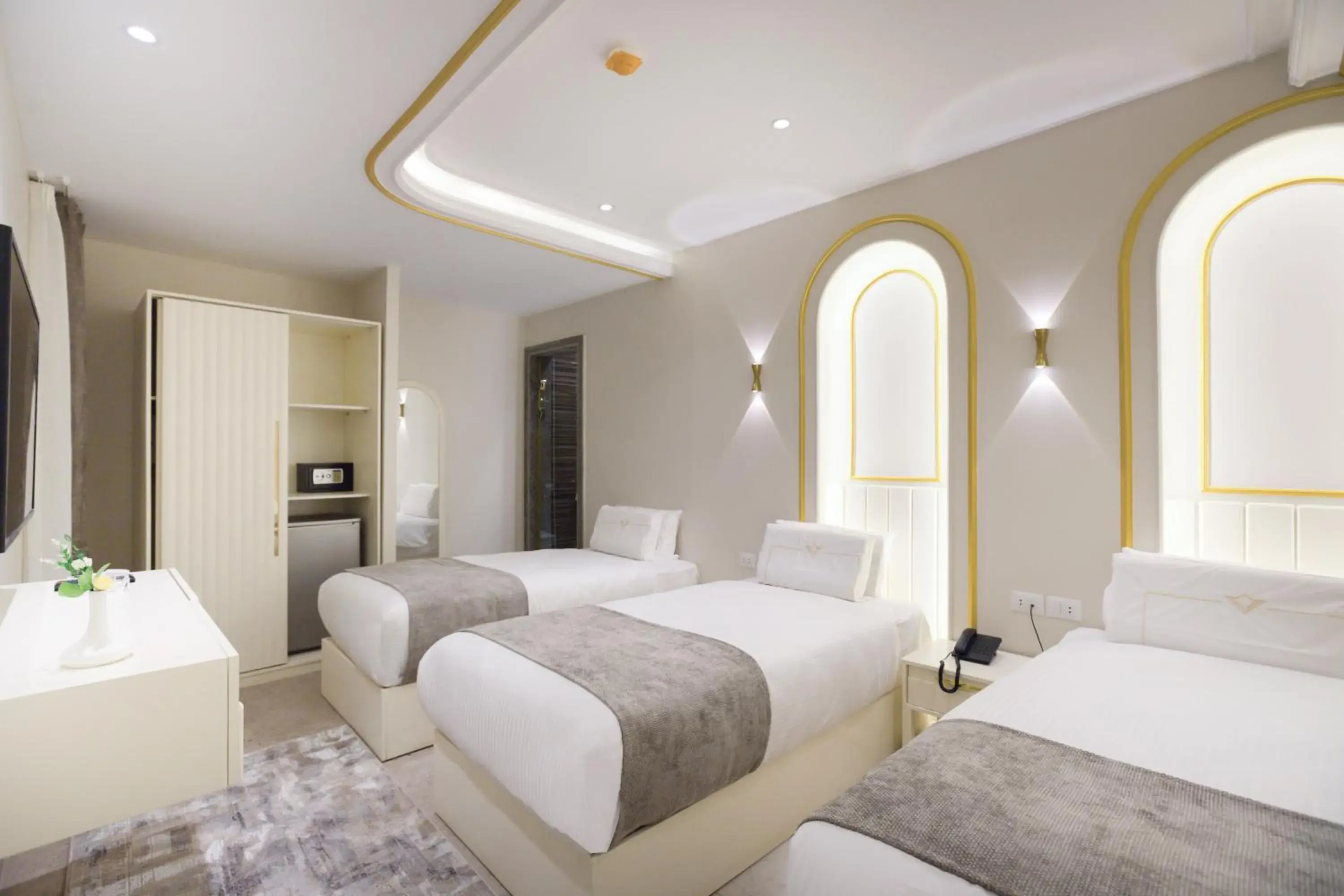 Standard Triple Room in Pyramids Plateau Hotel Standard Triple Room in Pyramids Plateau Hotel