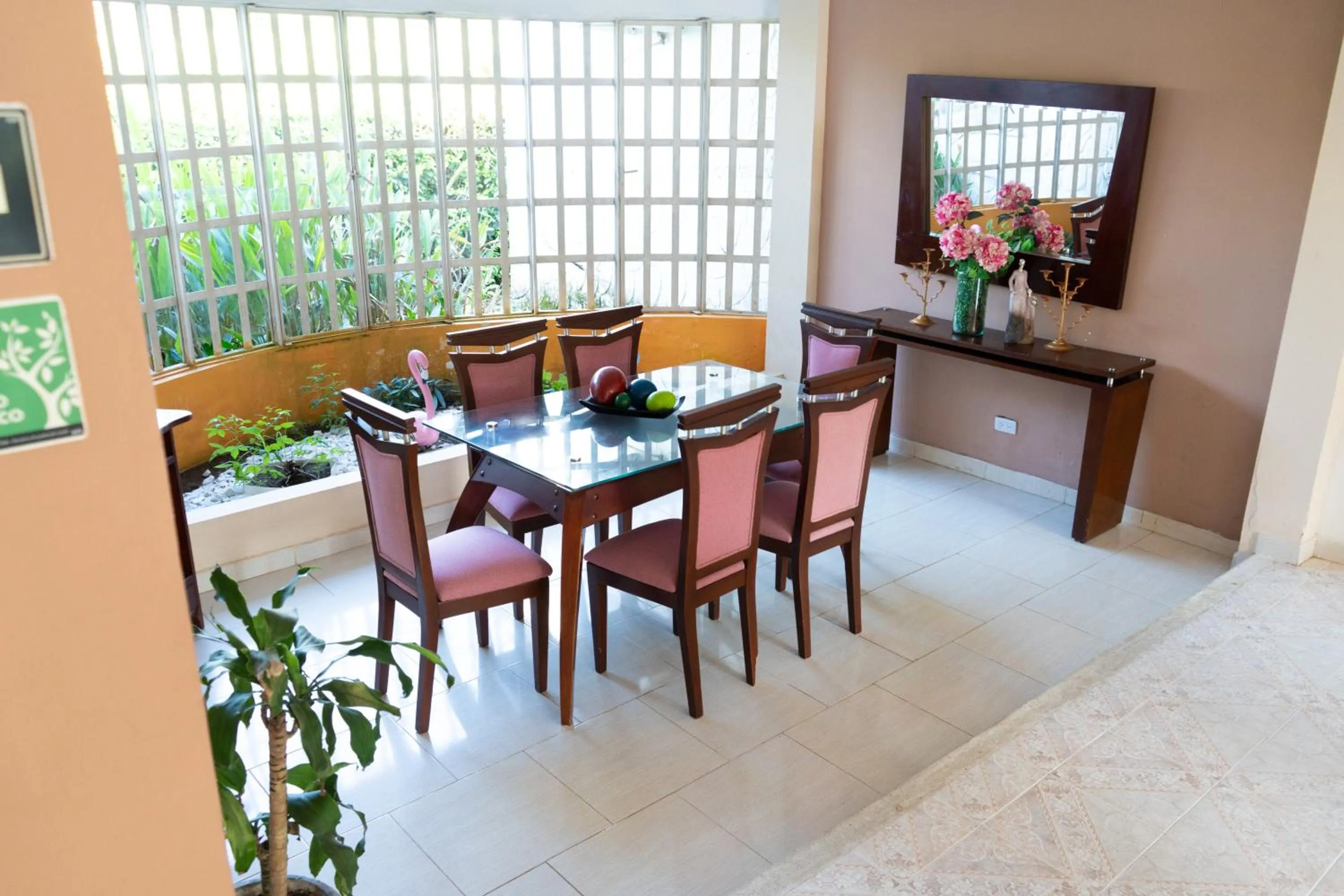Dining area in Hotel Rosalinda Campestre del Llano