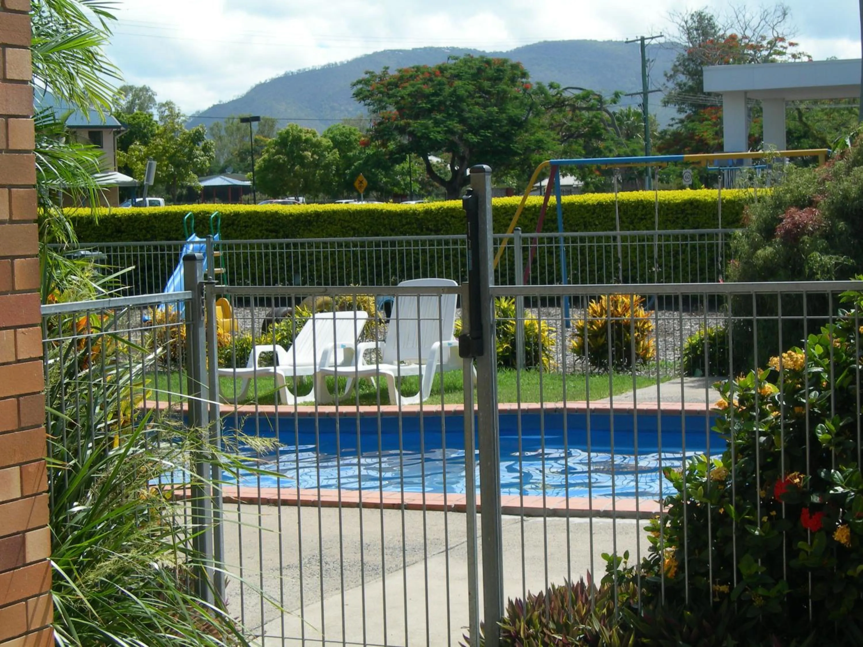 Children play ground in Riverside Tourist Park