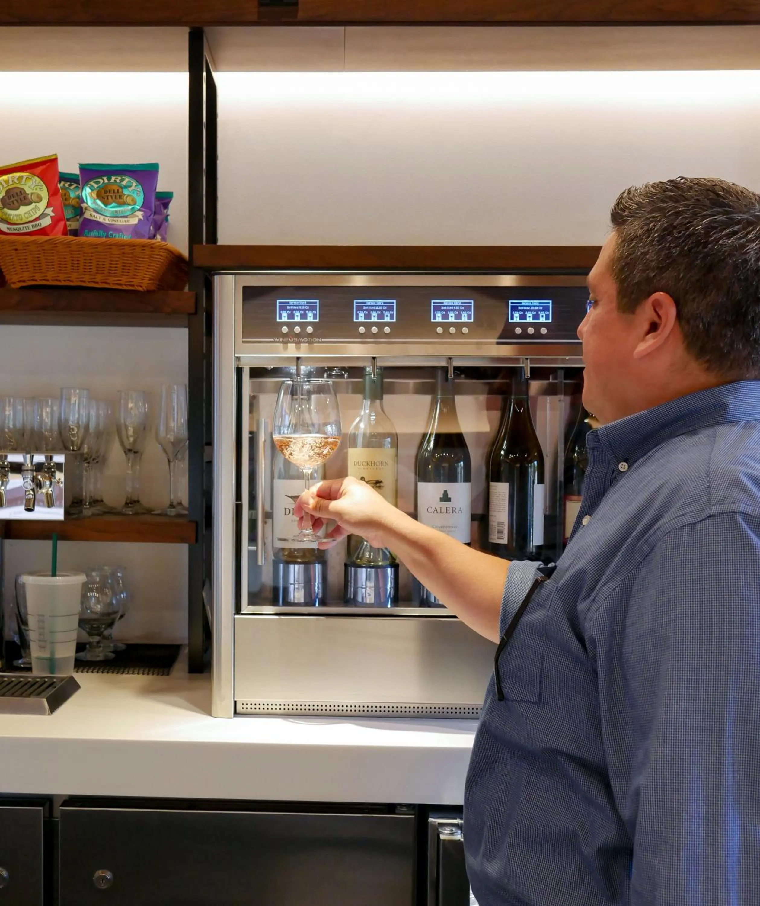 Lounge or bar in The Nest Hotel Palo Alto