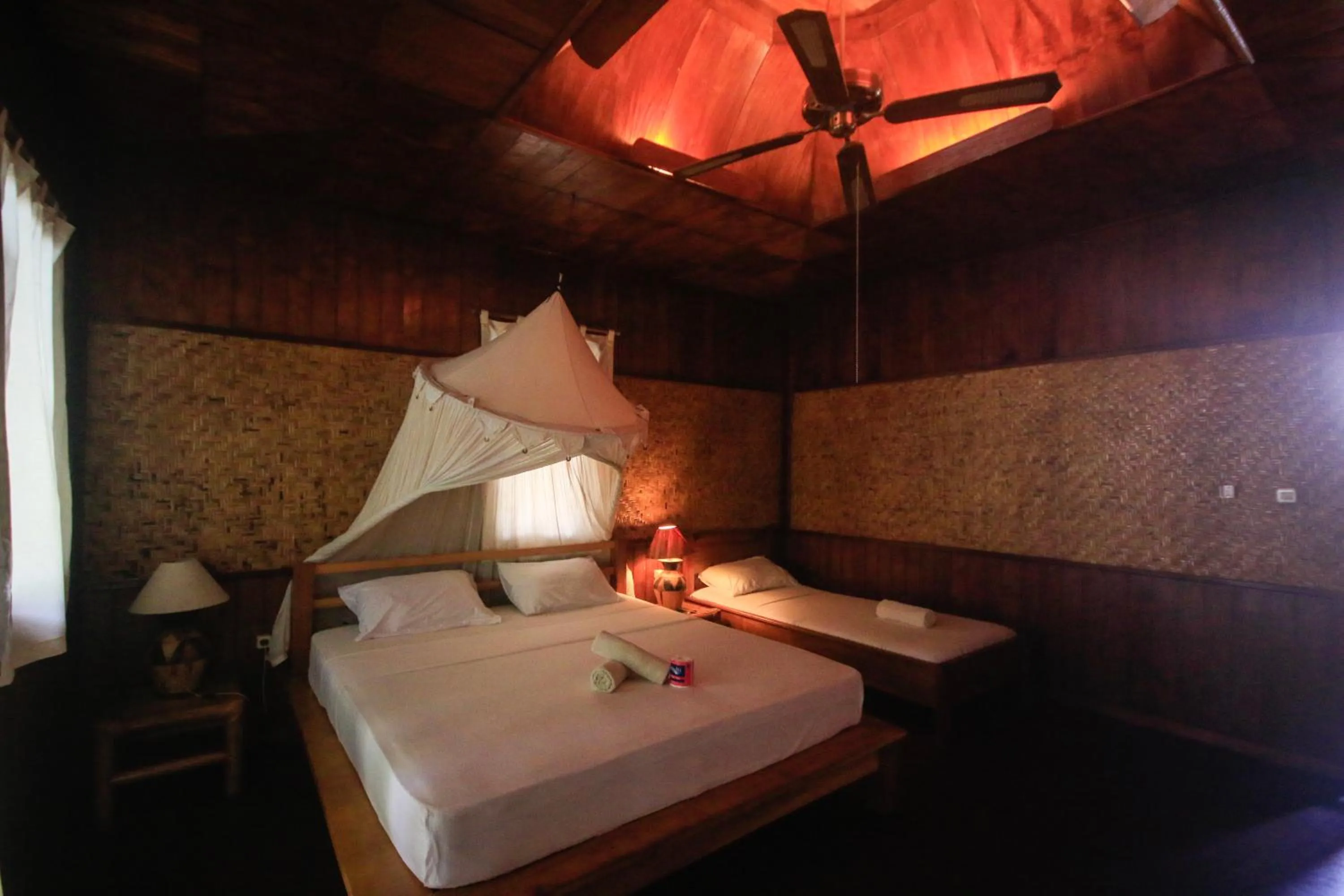 Bed in Sejuk Cottages