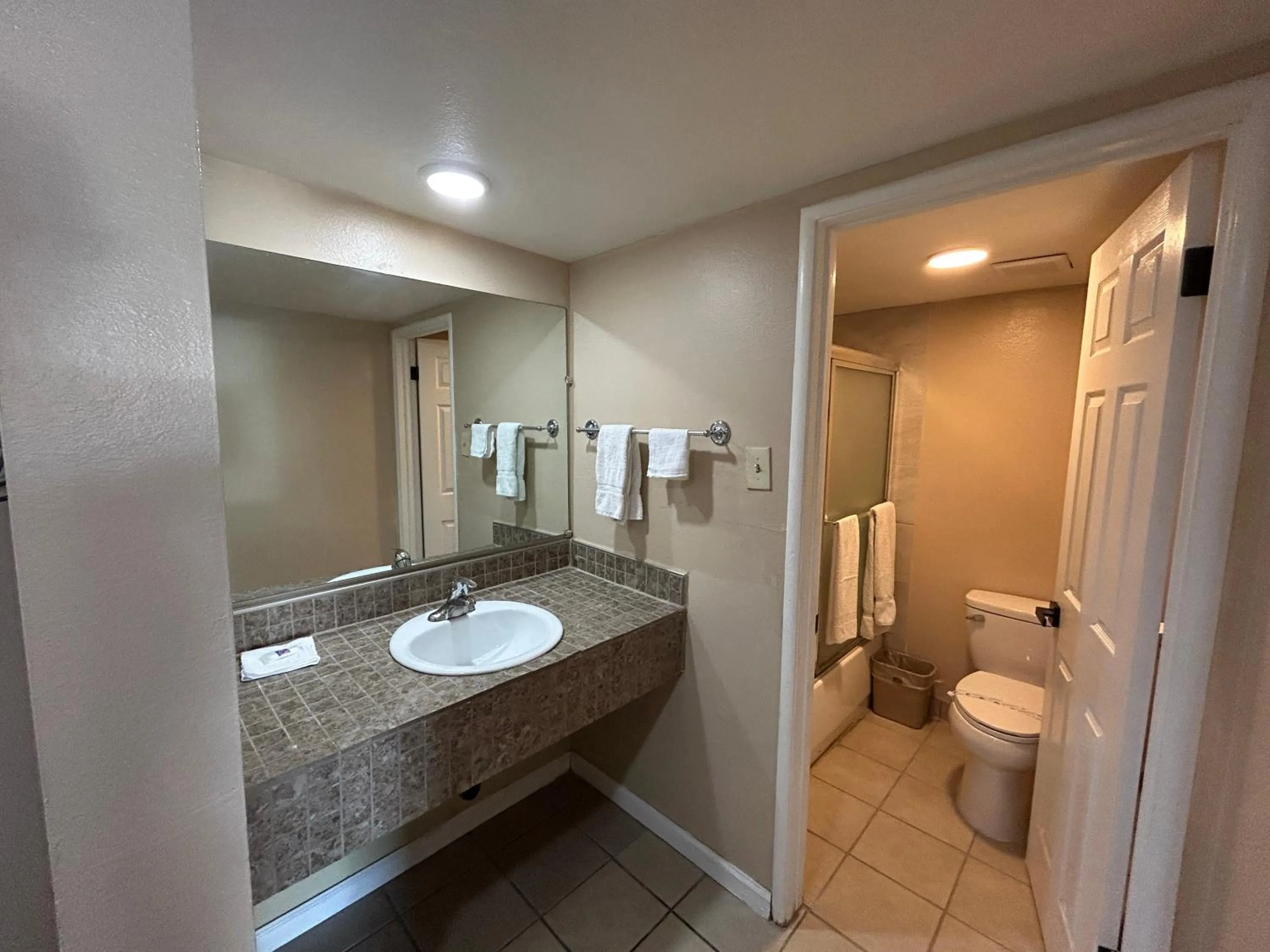 Bathroom in Motel 6 Selma, CA