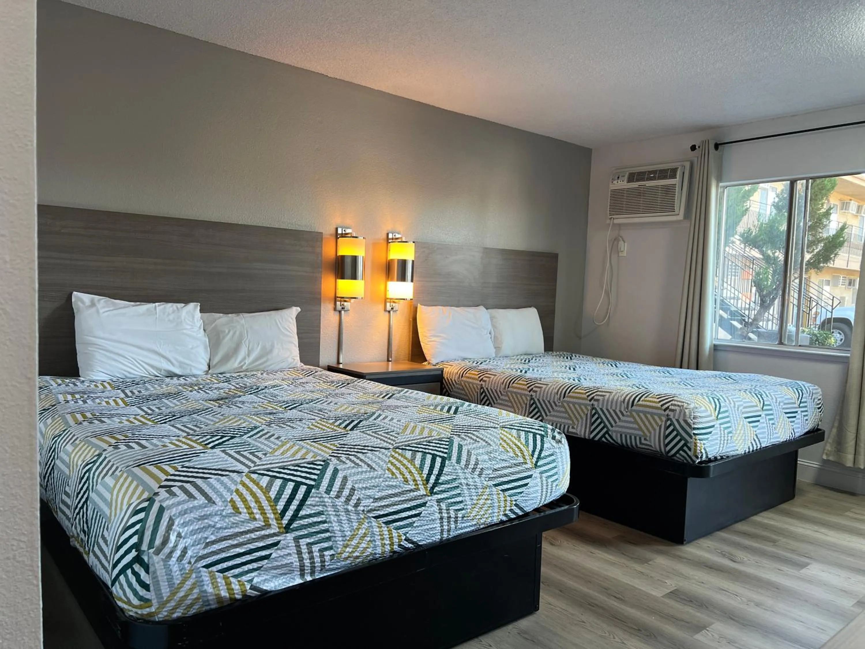 Bed in Motel 6 Selma, CA