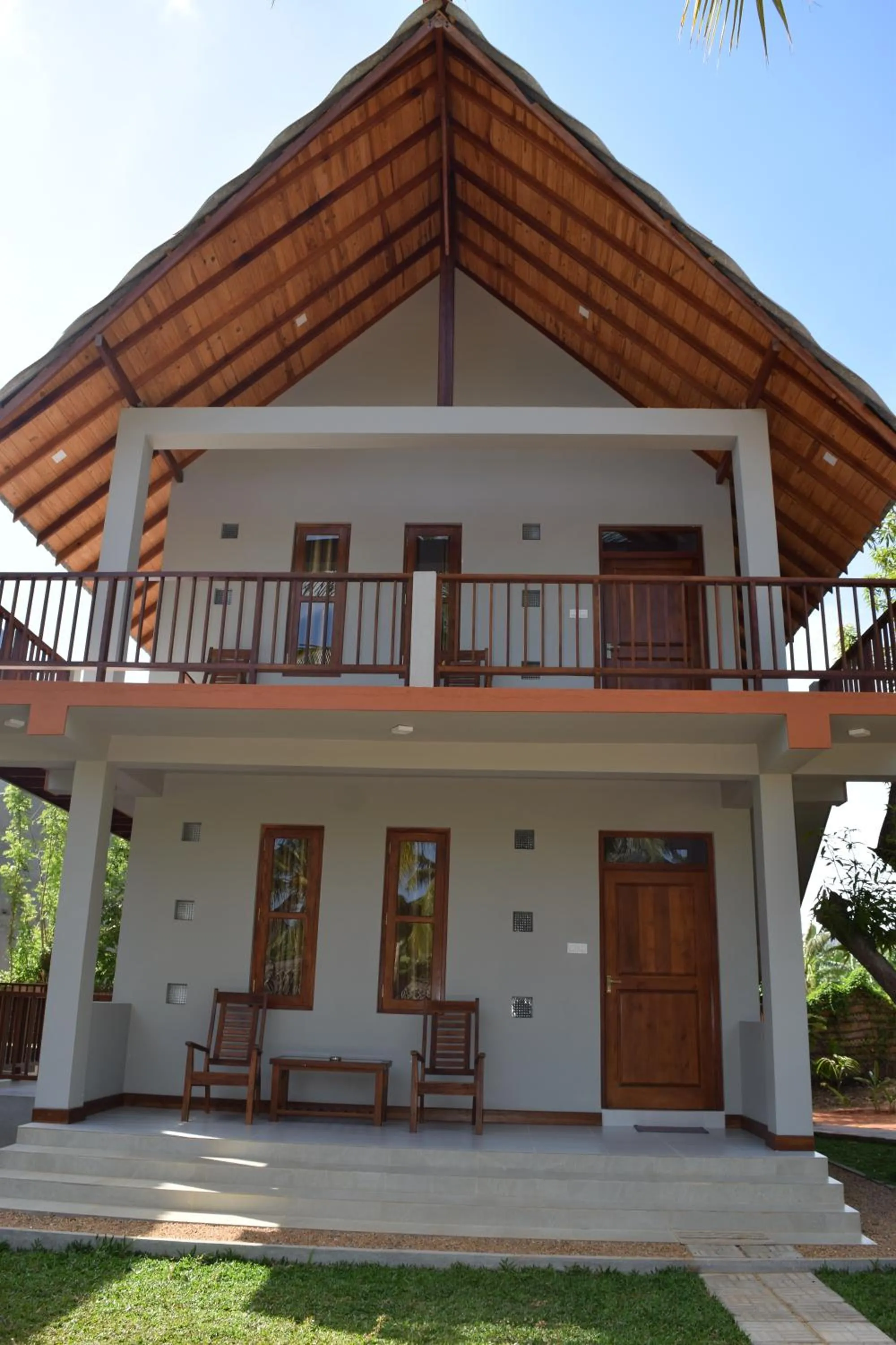 The Coconut Gardens Hotel & Restaurant