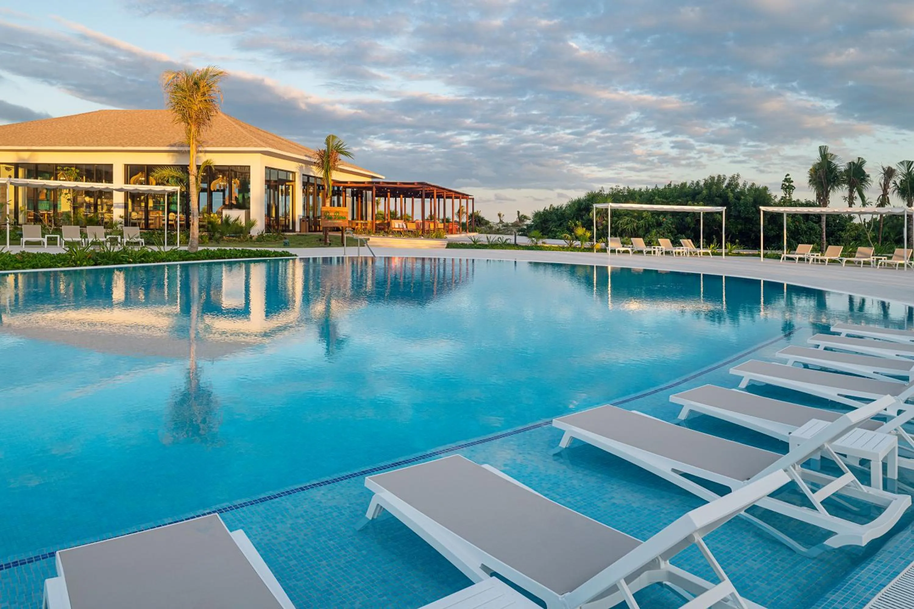 Property building in Ocean Allure Costa Mujeres - Adults Only - All Inclusive