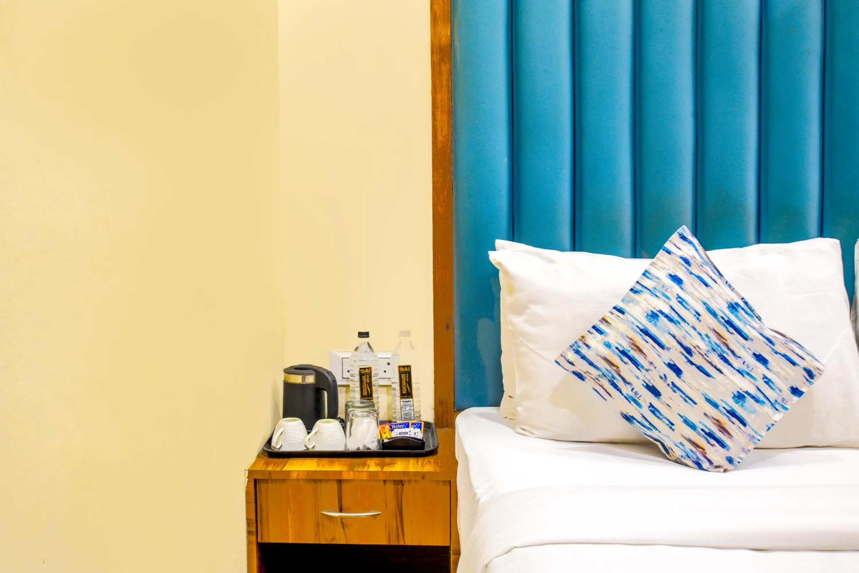 Coffee/tea facilities in Hotel One Stay