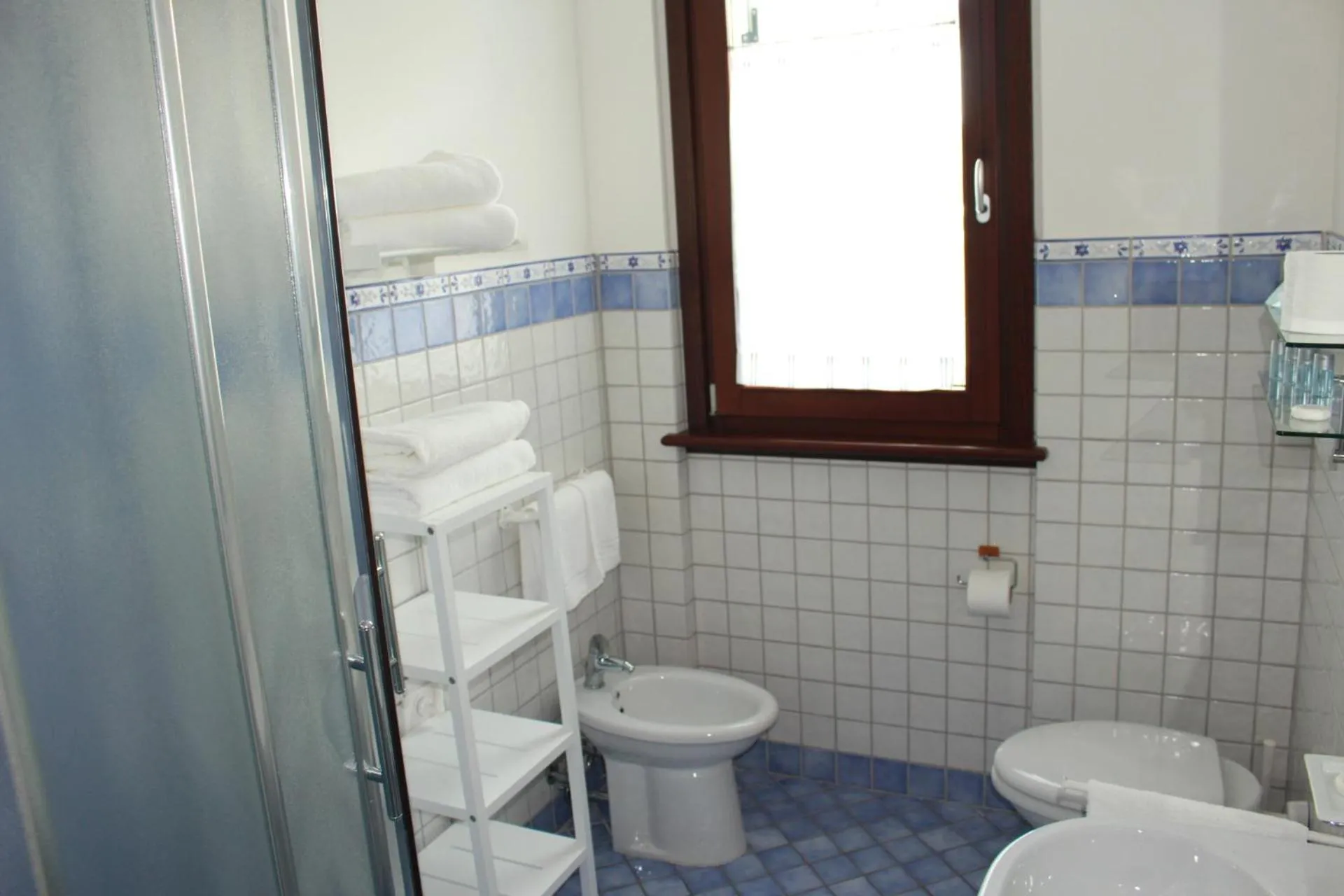 Bathroom in La Piazzetta Affittacamere B&B