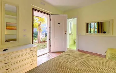 Bed in La Piazzetta Affittacamere B&B