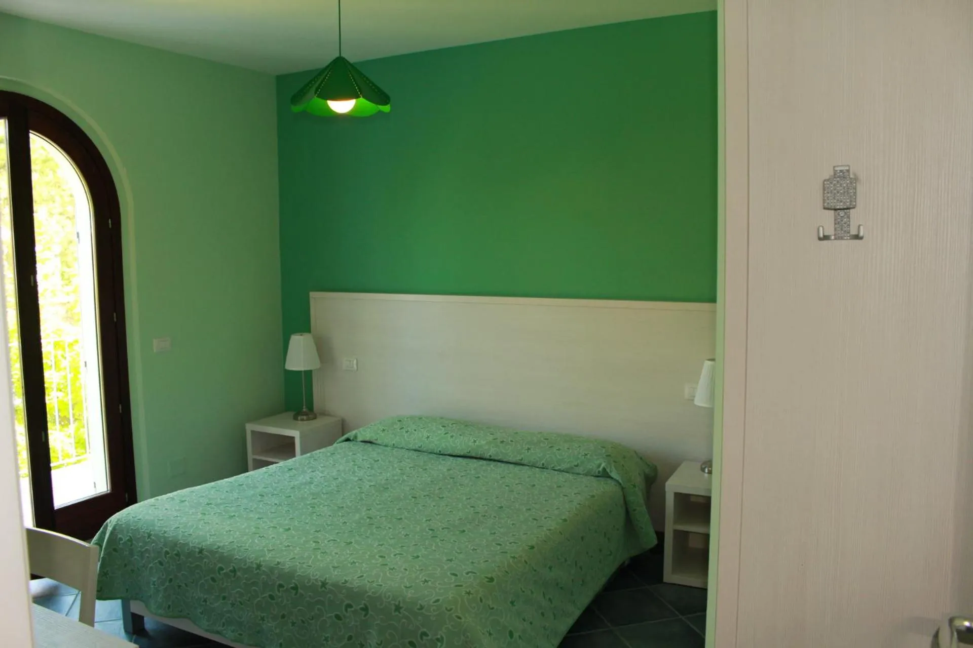 Property building, Bed in La Piazzetta Affittacamere B&B