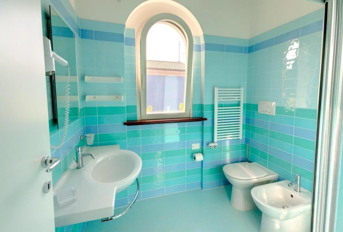 Toilet in La Piazzetta Affittacamere B&B