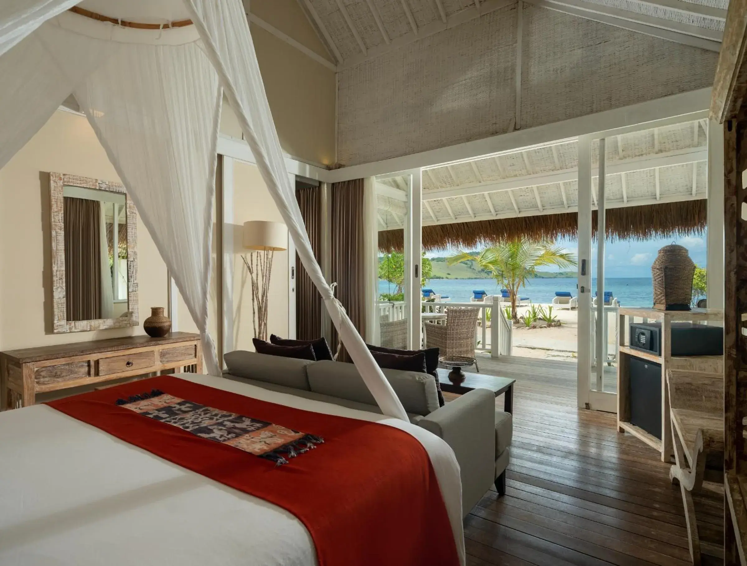 Bedroom, Bed in Sudamala Resort, Seraya, Flores Bedroom, Bed in Sudamala Resort, Seraya, Flores