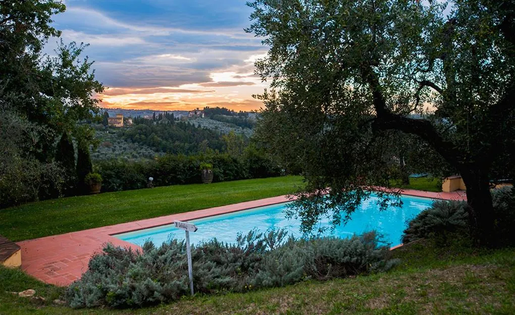 Swimming pool in La Casa Gialla