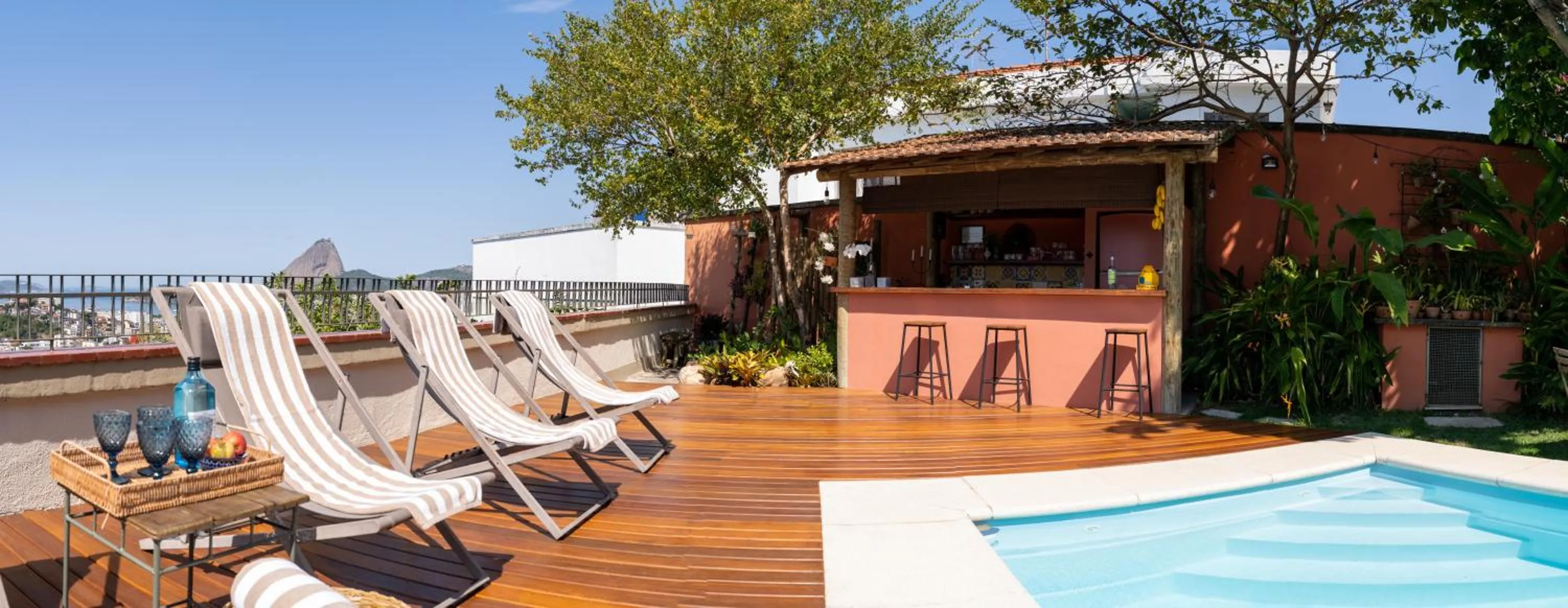 Swimming pool in Gerthrudes Bed & Breakfast