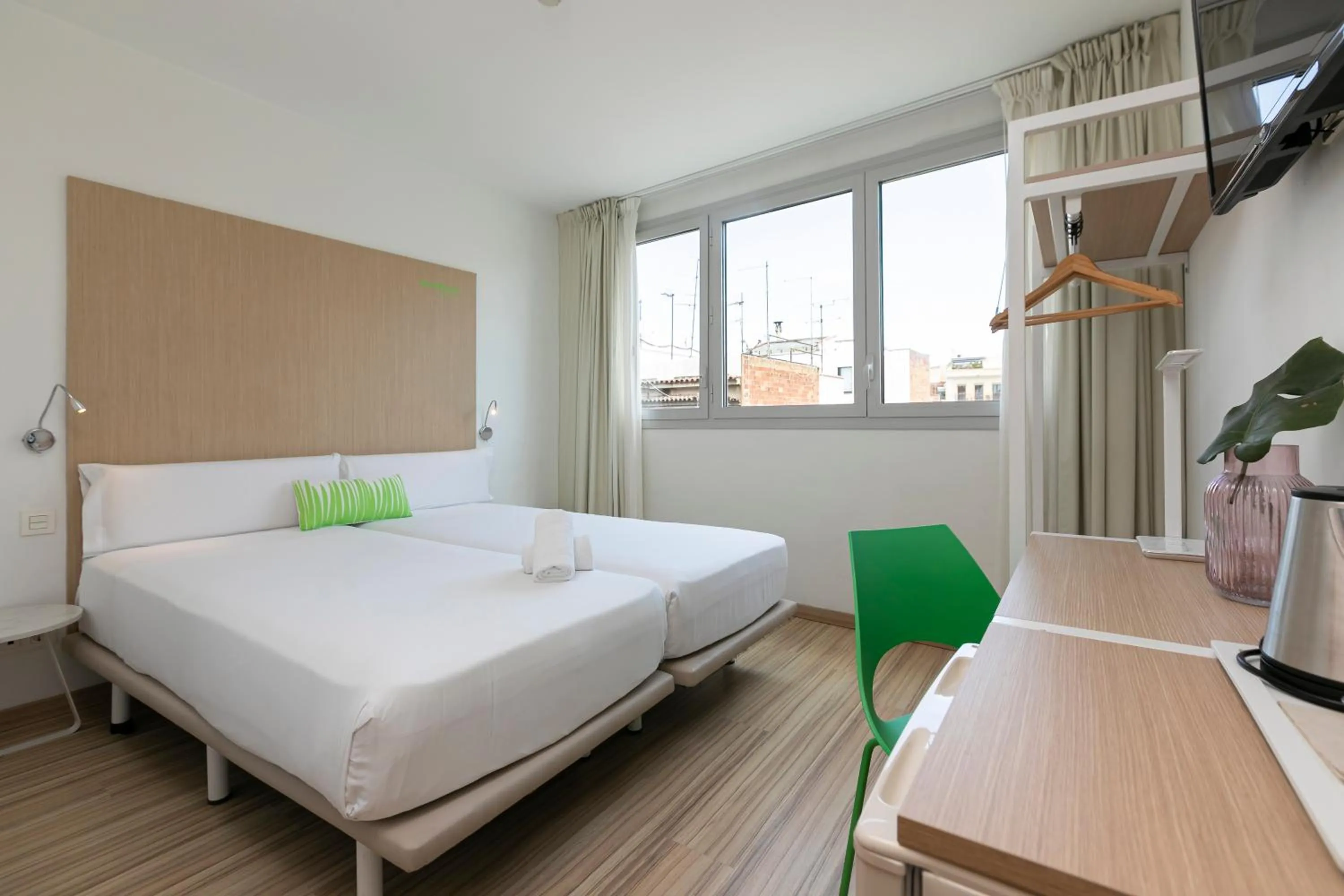 Bed in SmartRoom Barcelona
