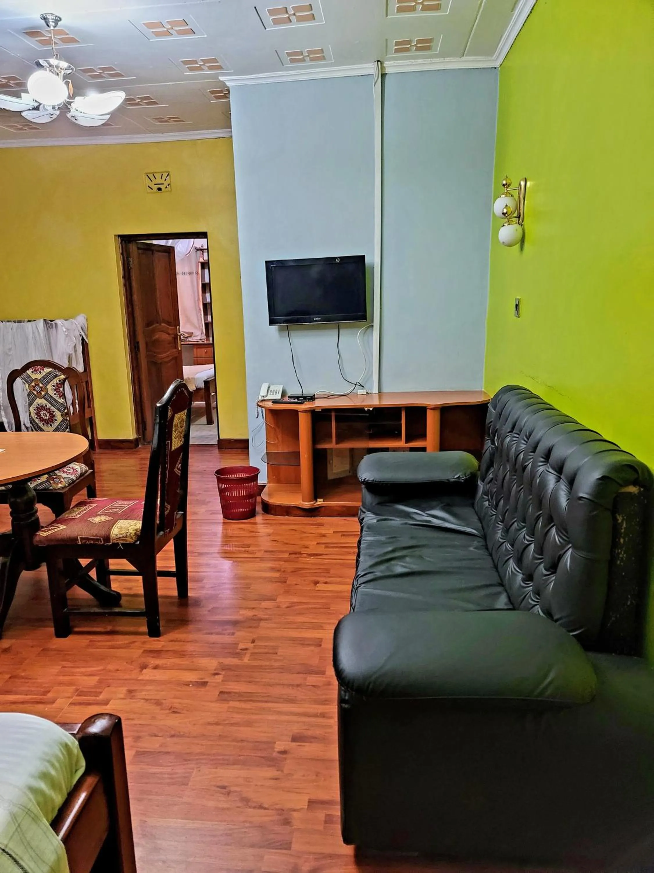 TV and multimedia in Apex Resort