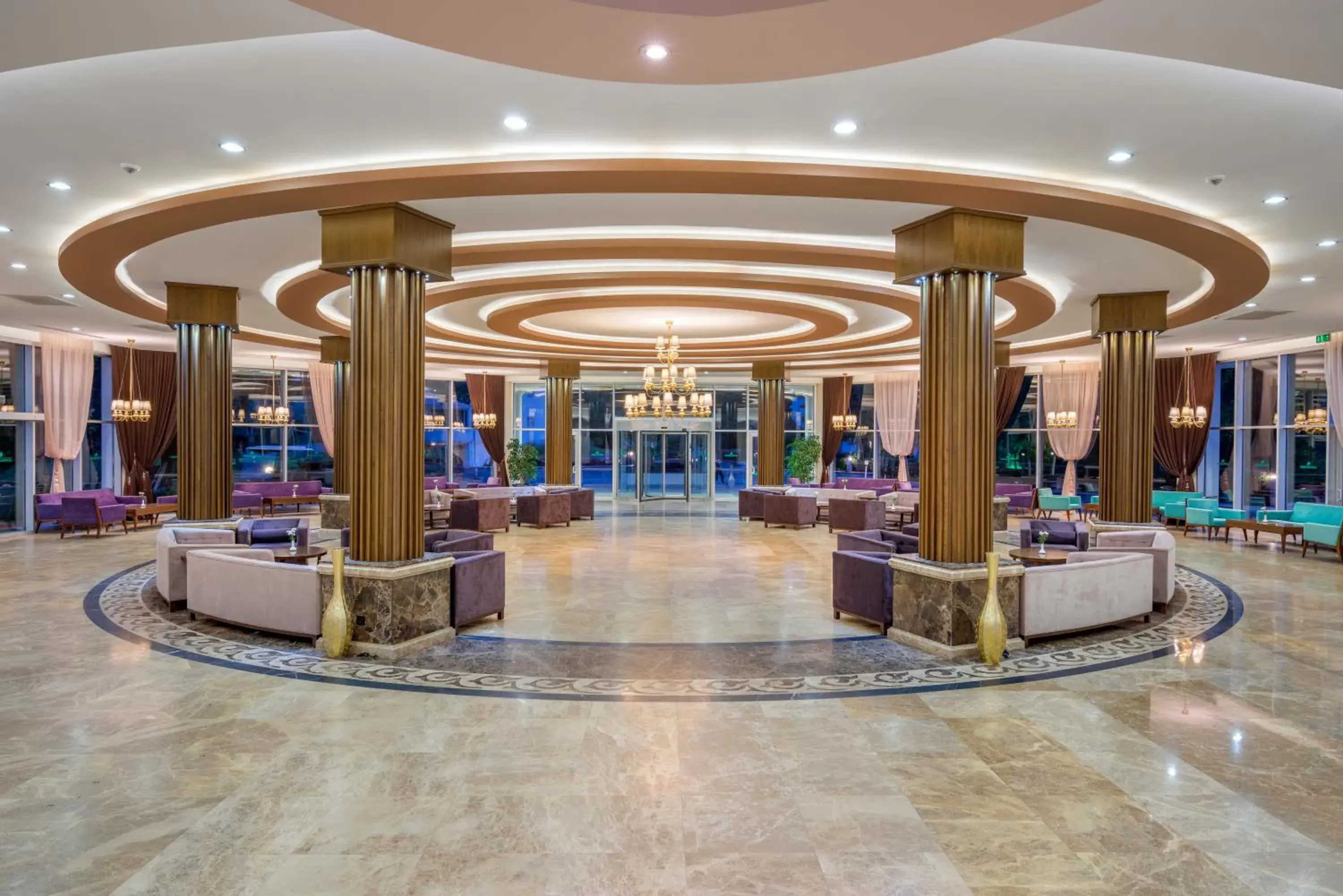 Property building in Green Max Hotel Property building in Green Max Hotel