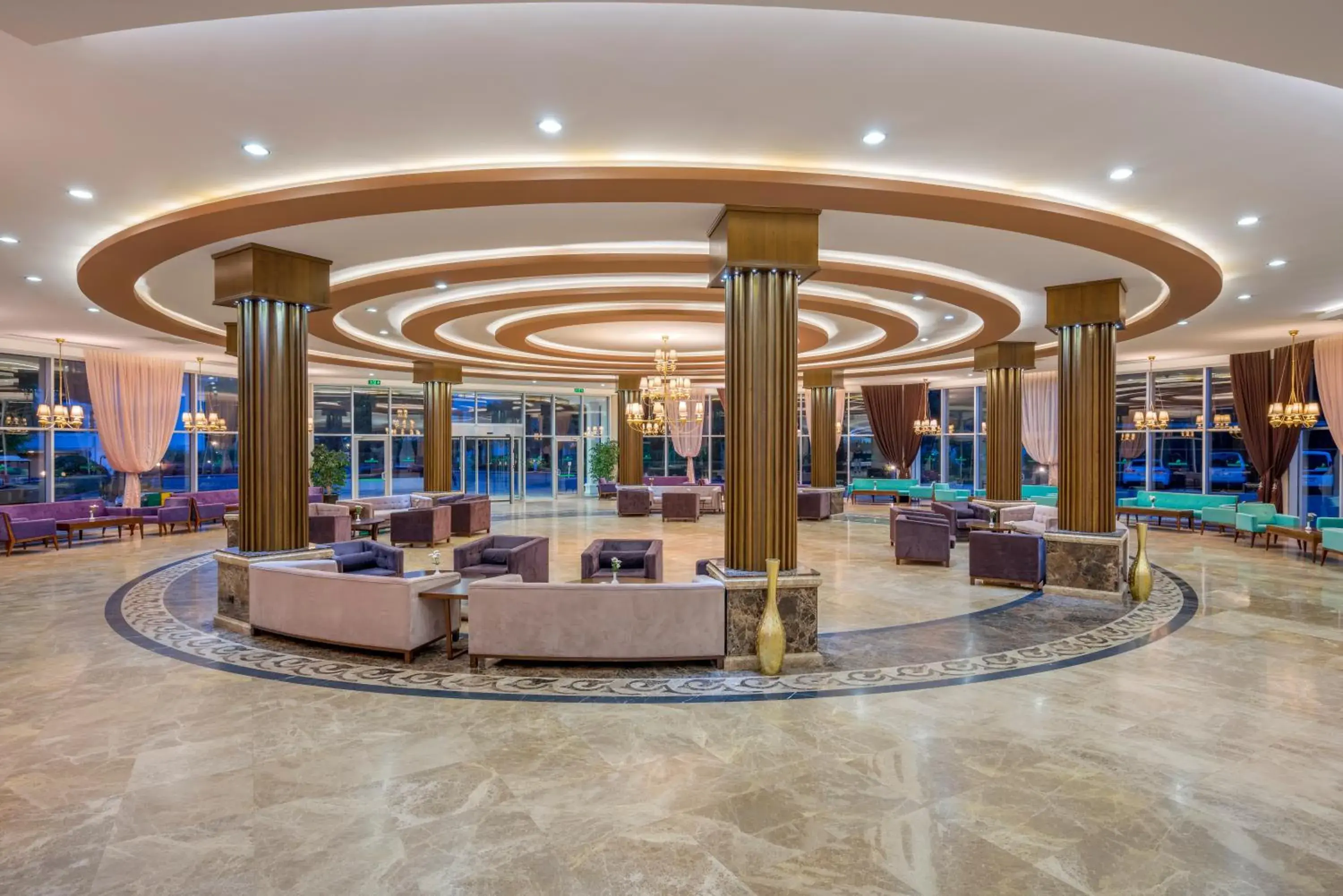 Property building in Green Max Hotel Property building in Green Max Hotel