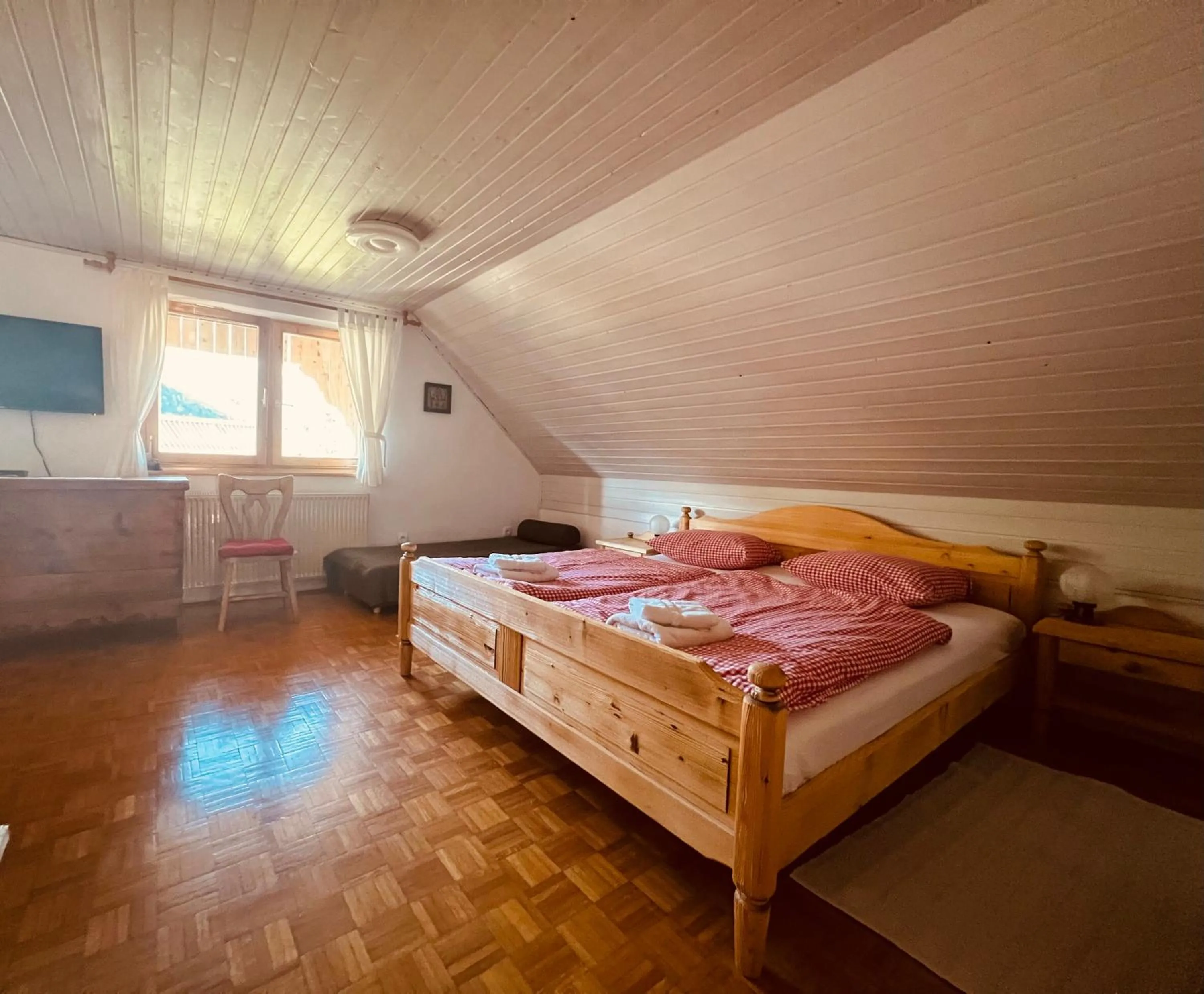 Bed in Apartmaji Katrnjek
