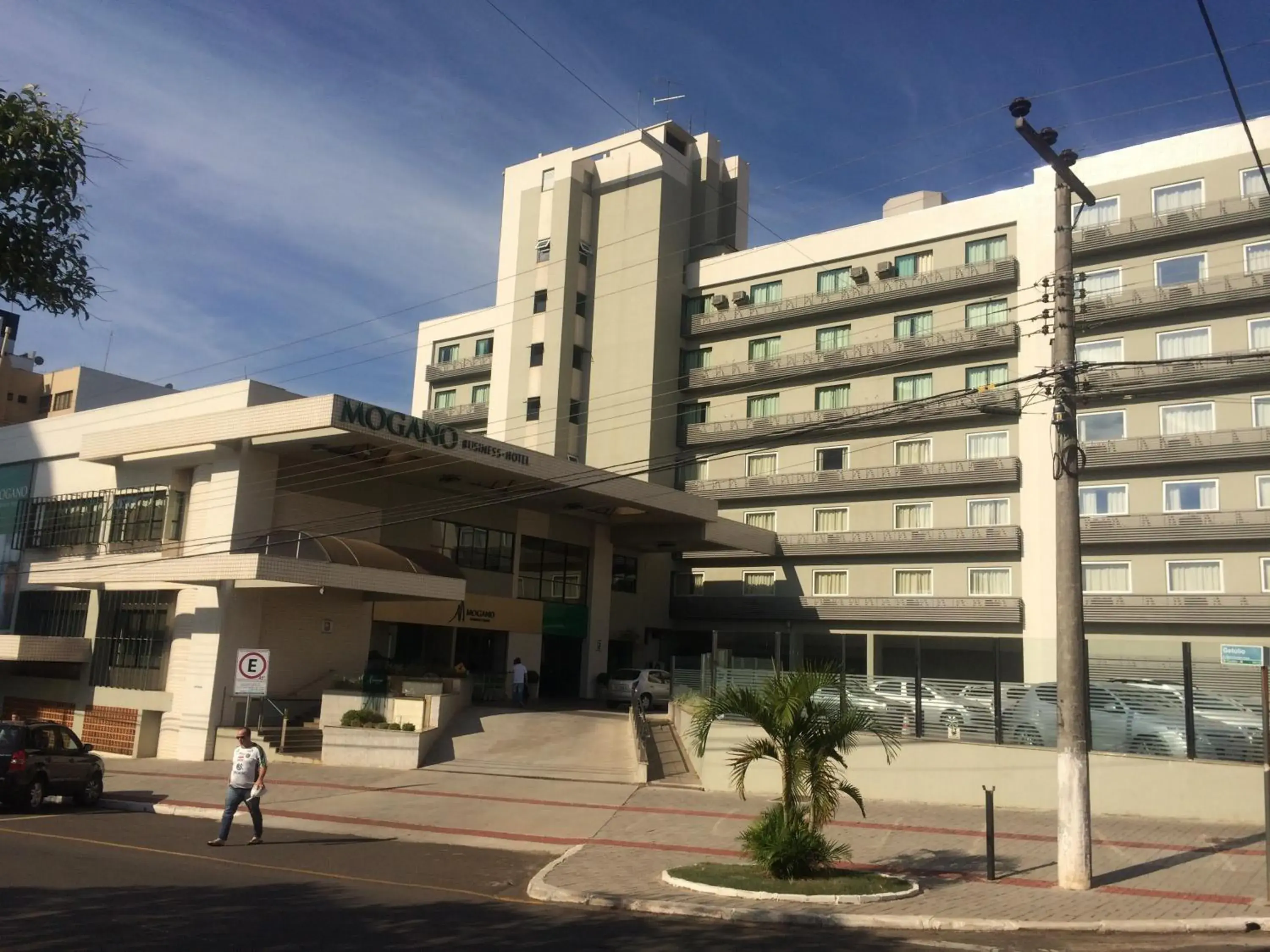 Property building in Mogano Business Hotel- ELETROPOSTO Property building in Mogano Business Hotel- ELETROPOSTO