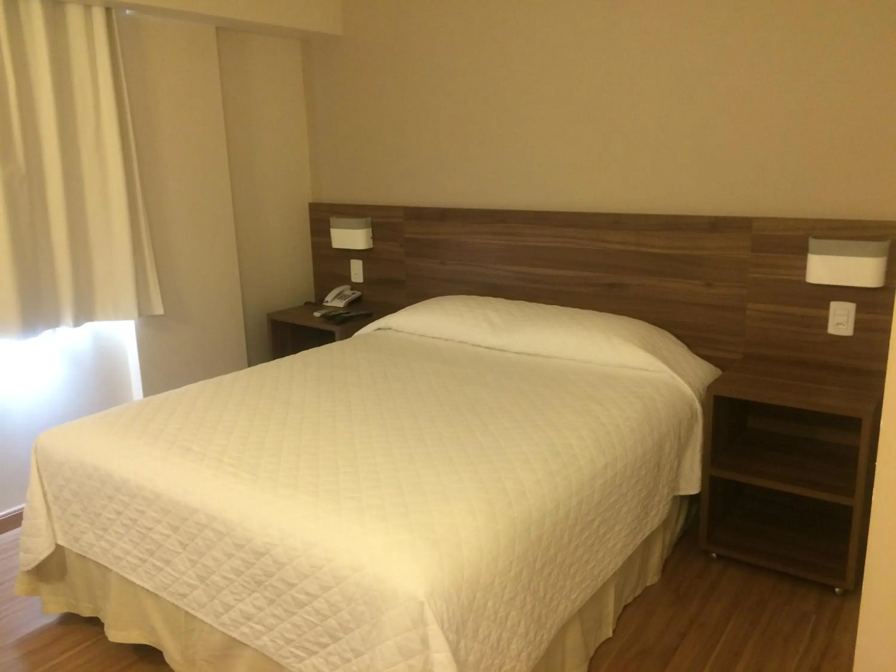 Standard Twin Room - single occupancy in Mogano Business Hotel- ELETROPOSTO Standard Twin Room - single occupancy in Mogano Business Hotel- ELETROPOSTO