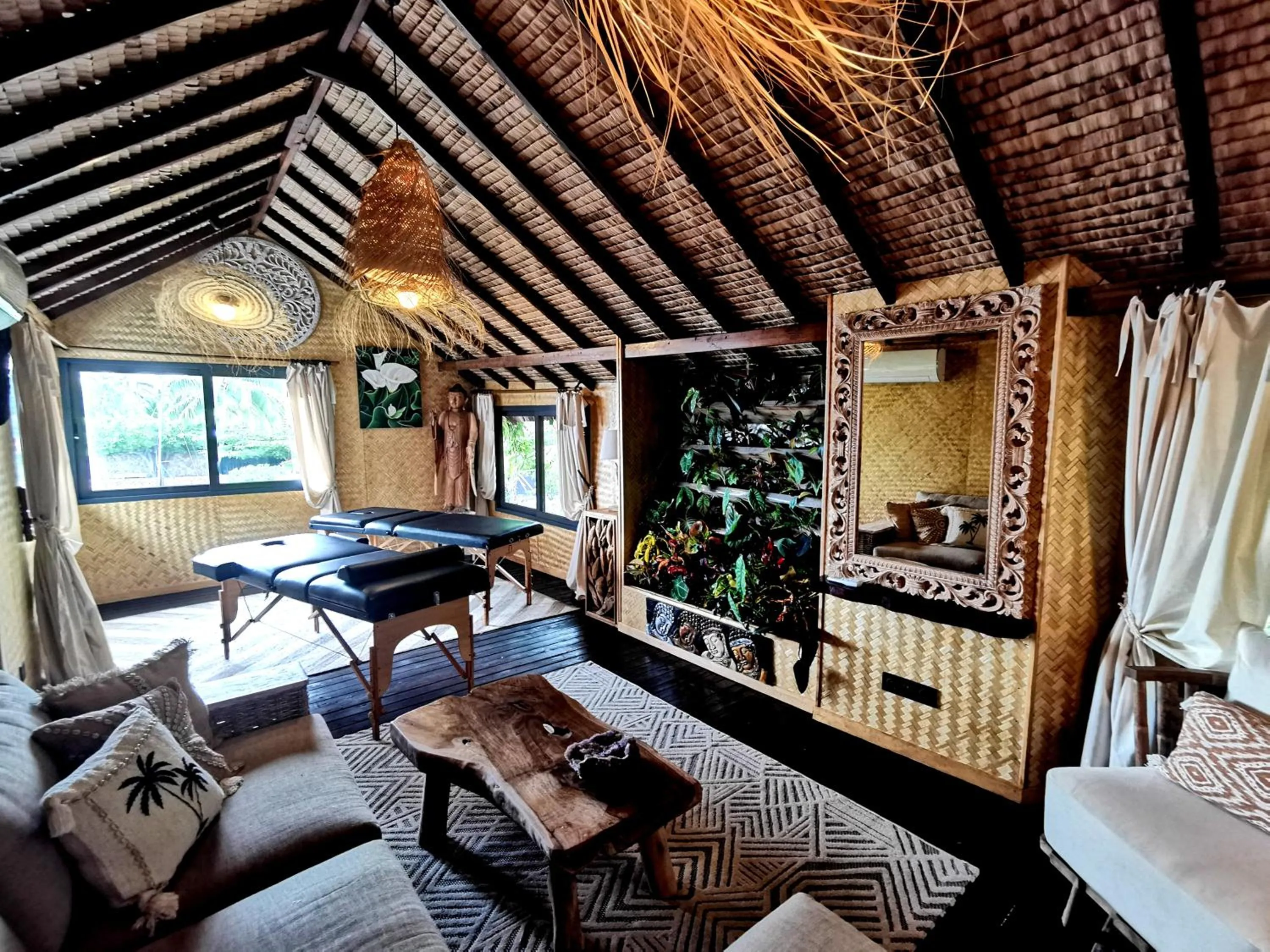 Spa and wellness centre/facilities in Hôtel Fenua Mata'i'oa