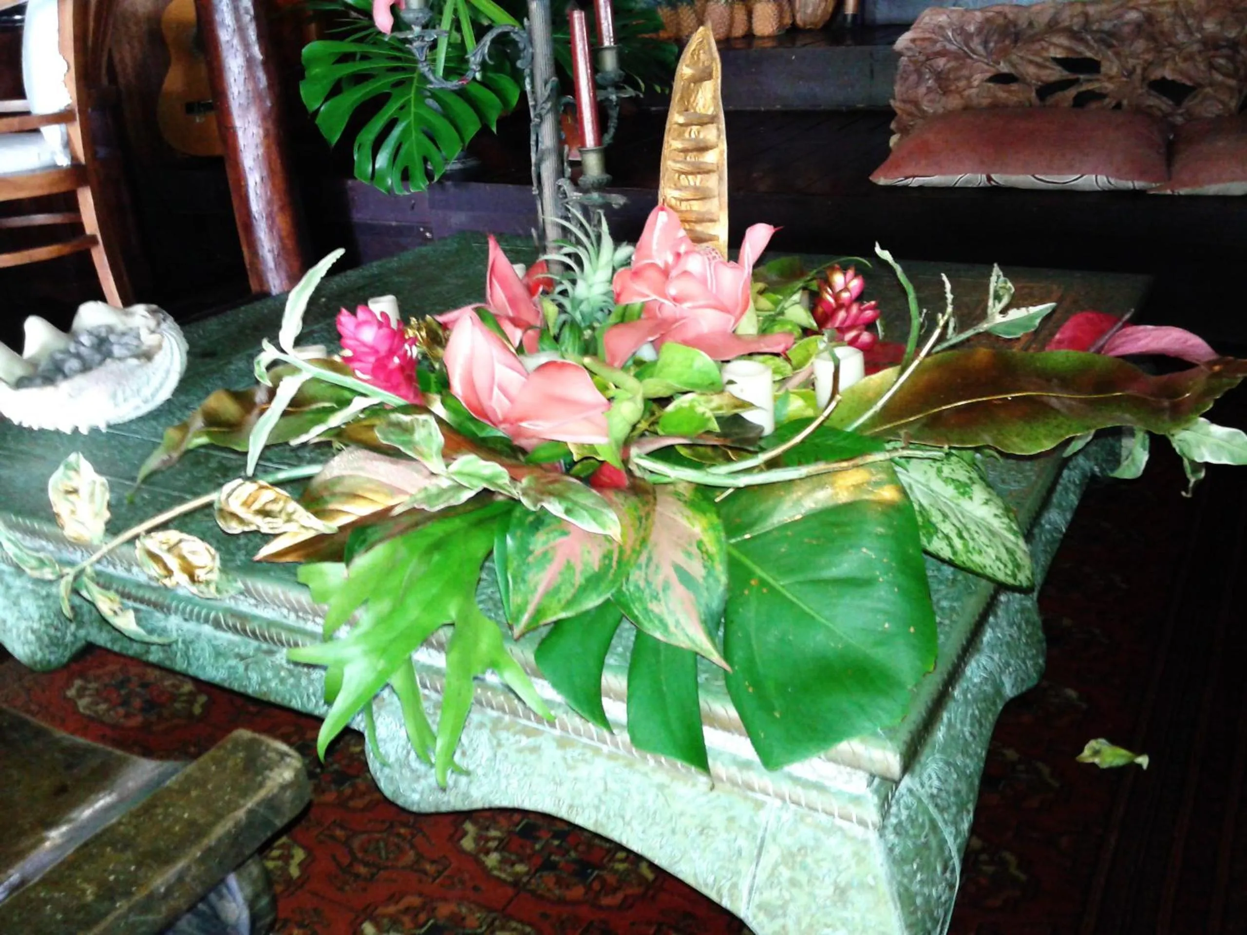 Decorative detail in Hôtel Fenua Mata'i'oa