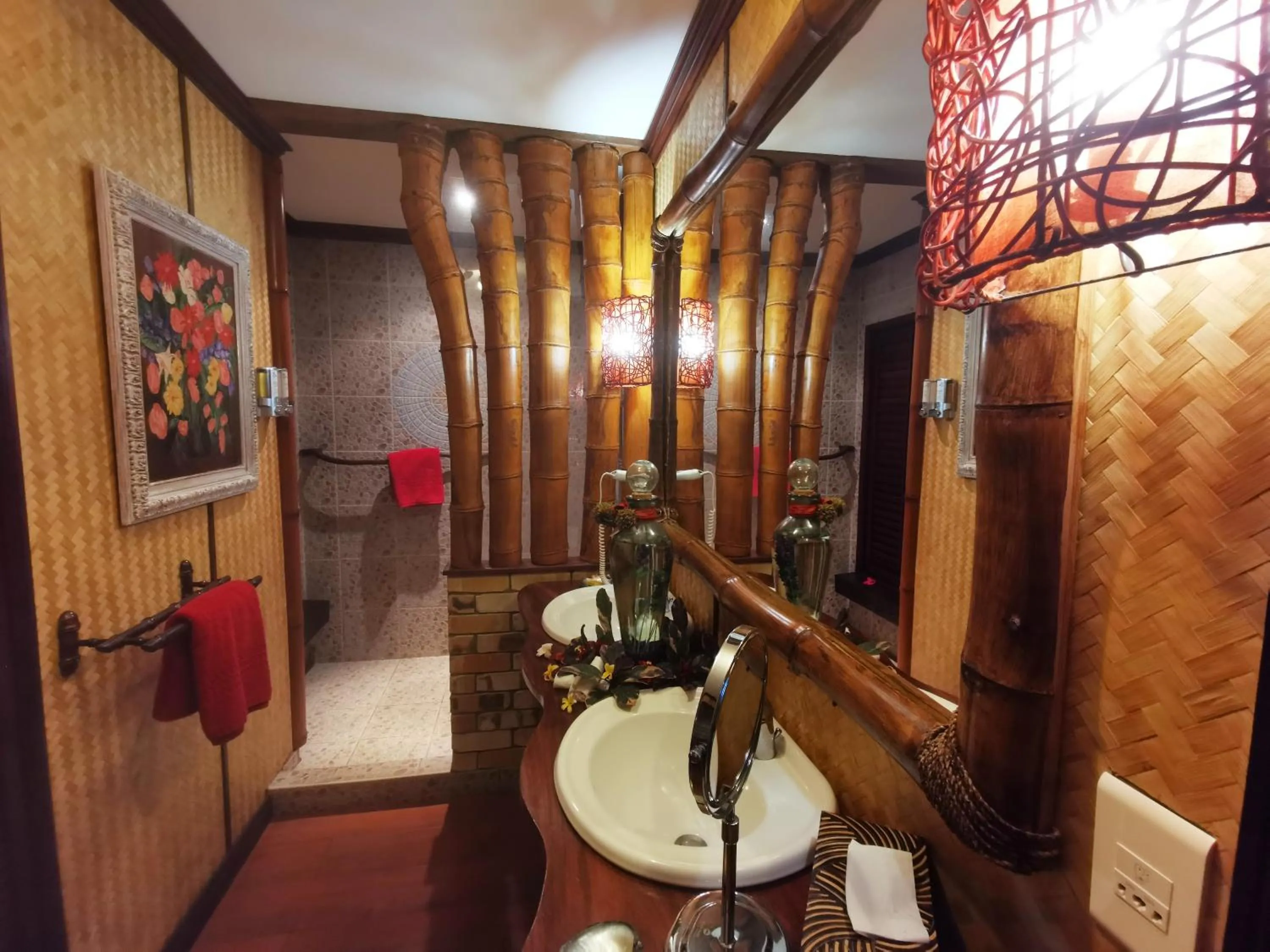 Bathroom in Hôtel Fenua Mata'i'oa