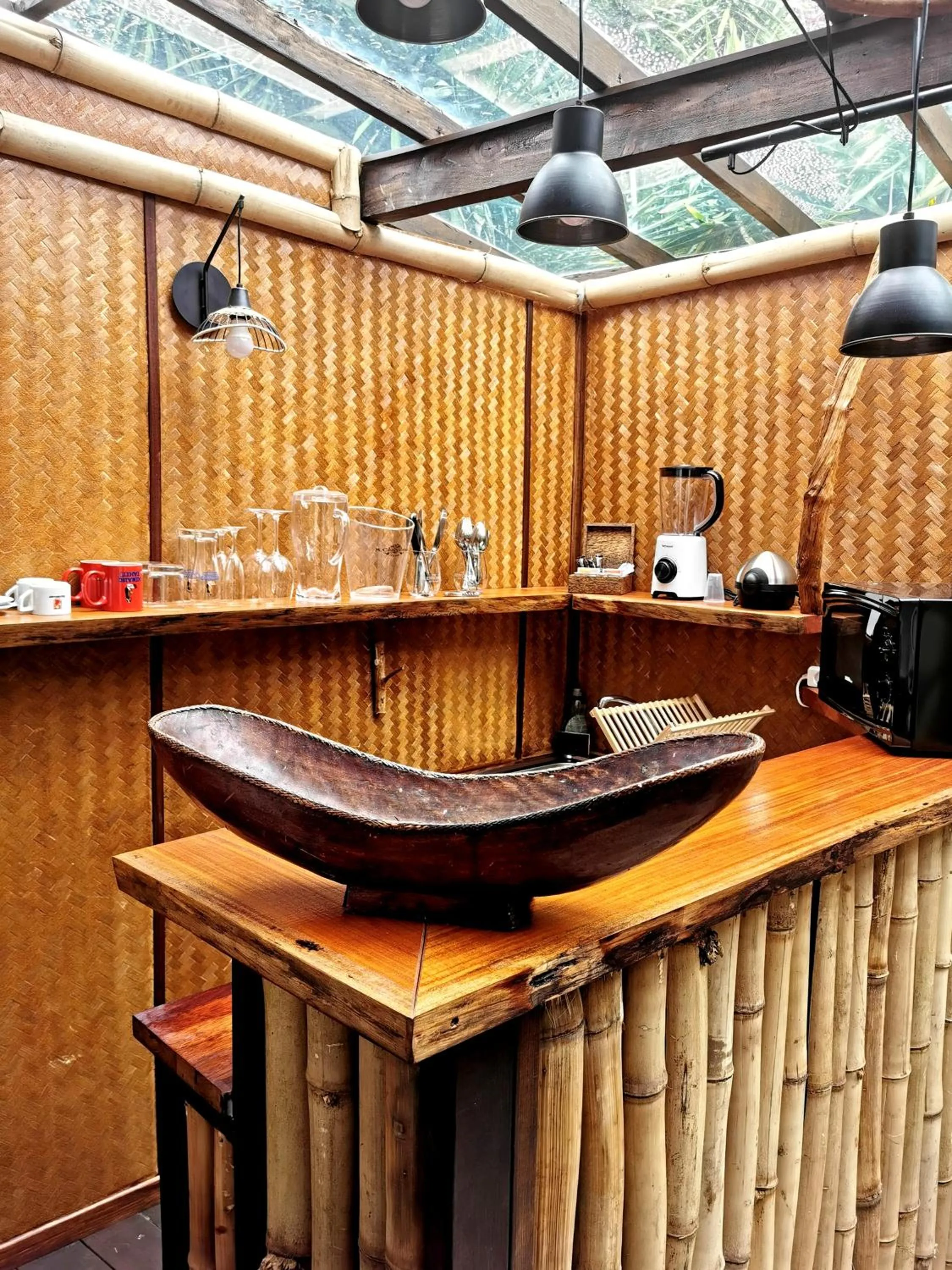 kitchen in Hôtel Fenua Mata'i'oa