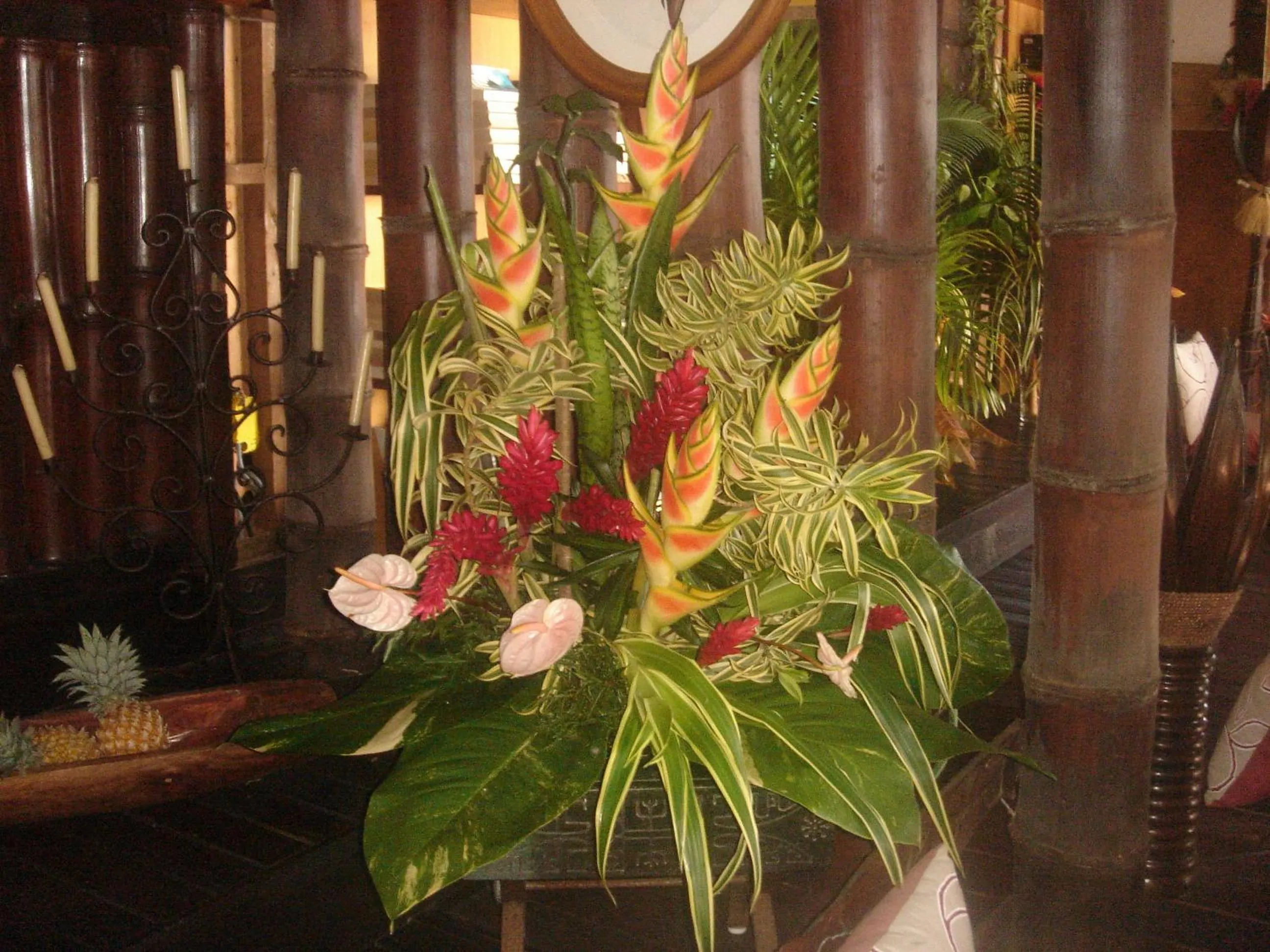 Decorative detail in Hôtel Fenua Mata'i'oa