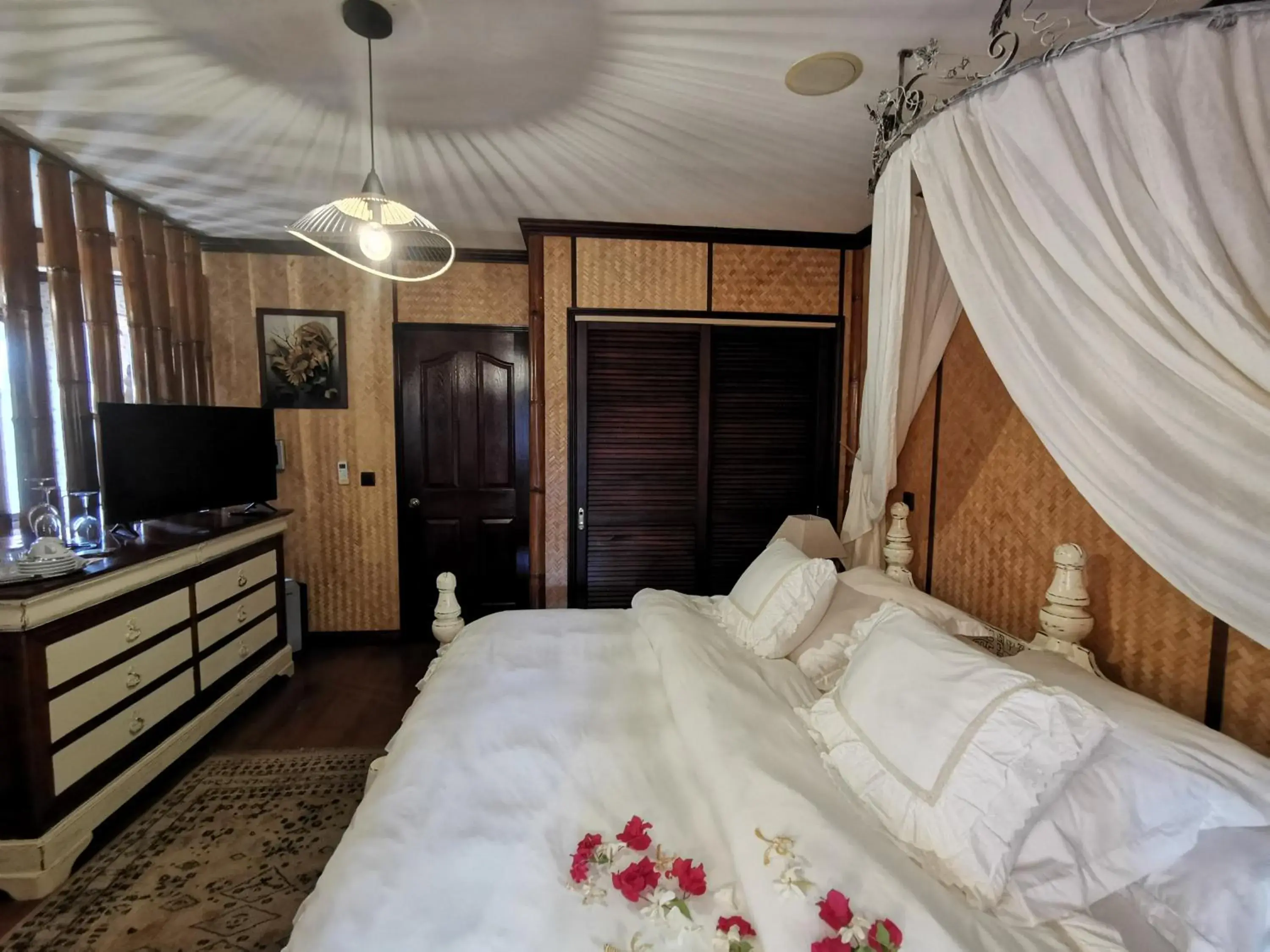 Presidential Suite with Sea View in Hôtel Fenua Mata'i'oa Presidential Suite with Sea View in Hôtel Fenua Mata'i'oa